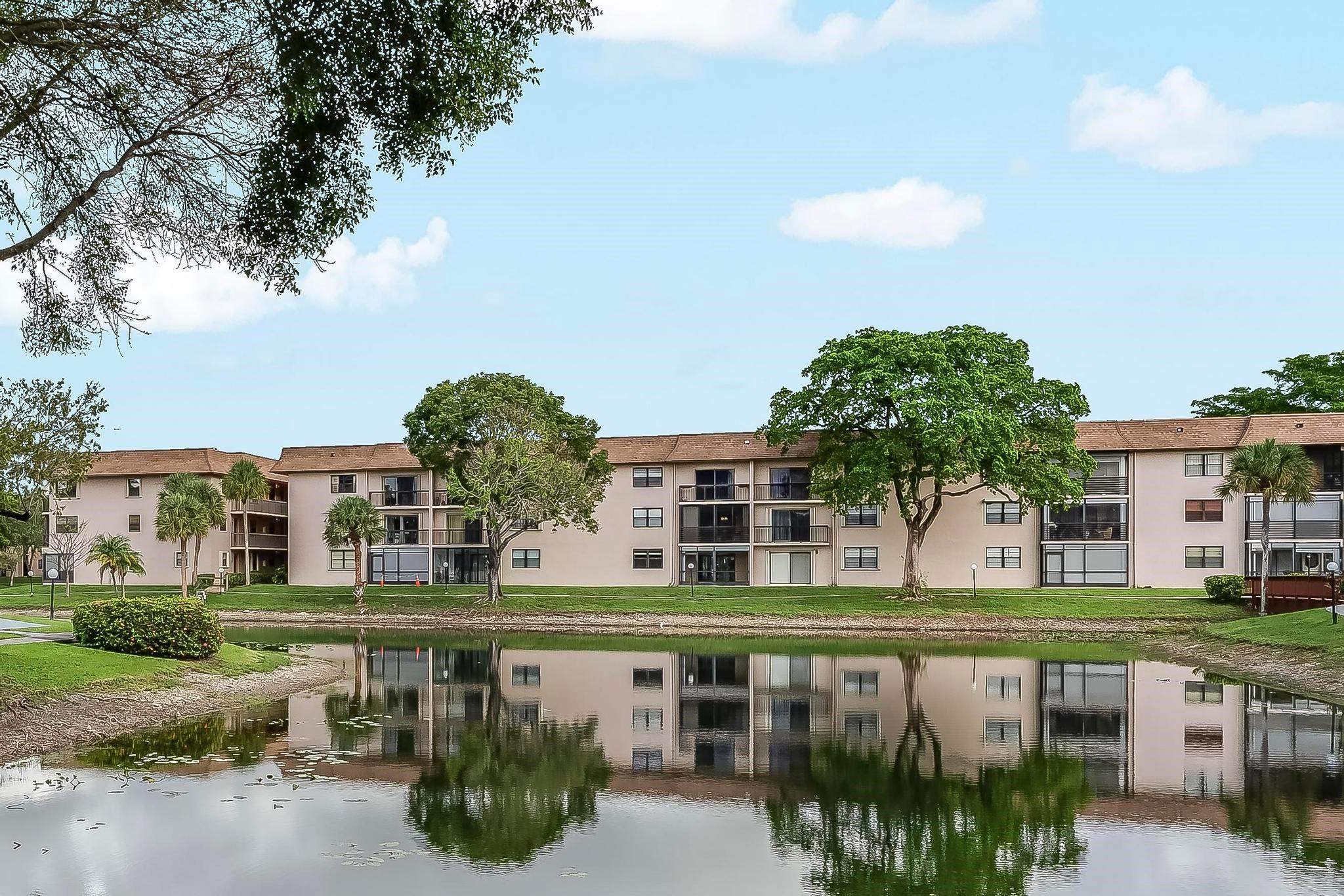 Lakes of Carriage Hills - Residential