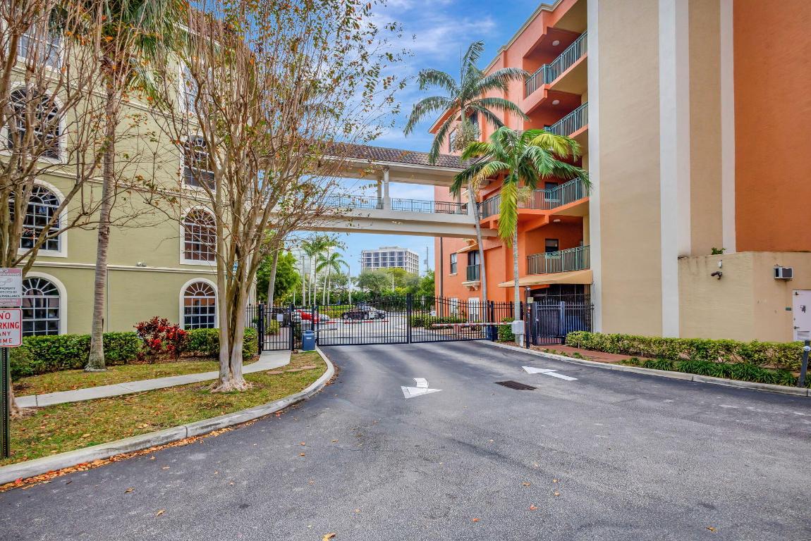 PARK PLACE CONDO - Residential