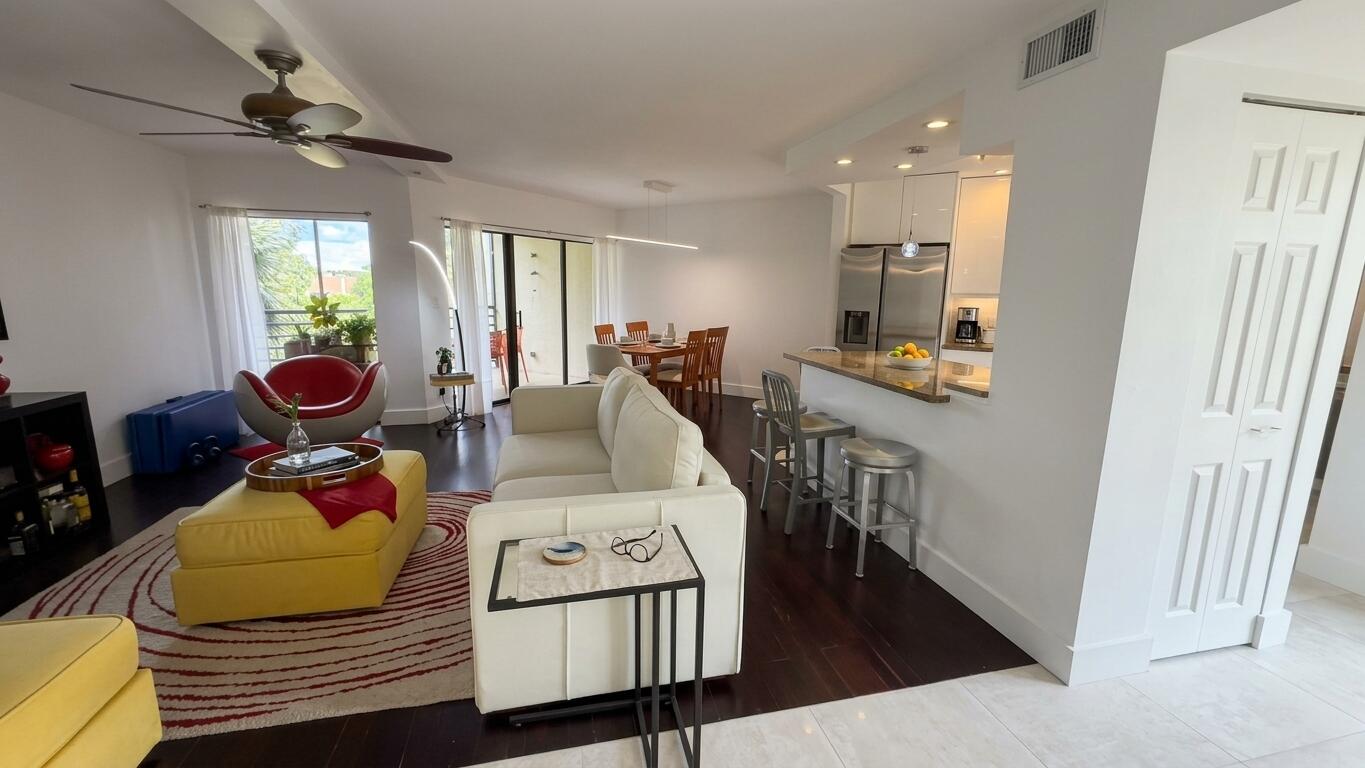 5900 Camino Del Sol 302