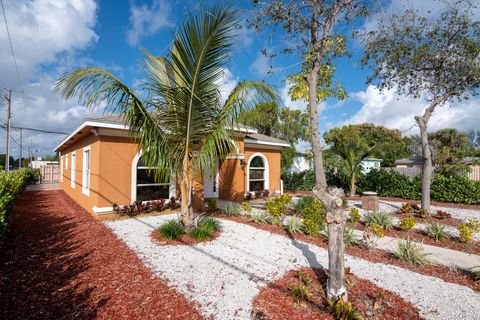 A home in Lake Worth Beach