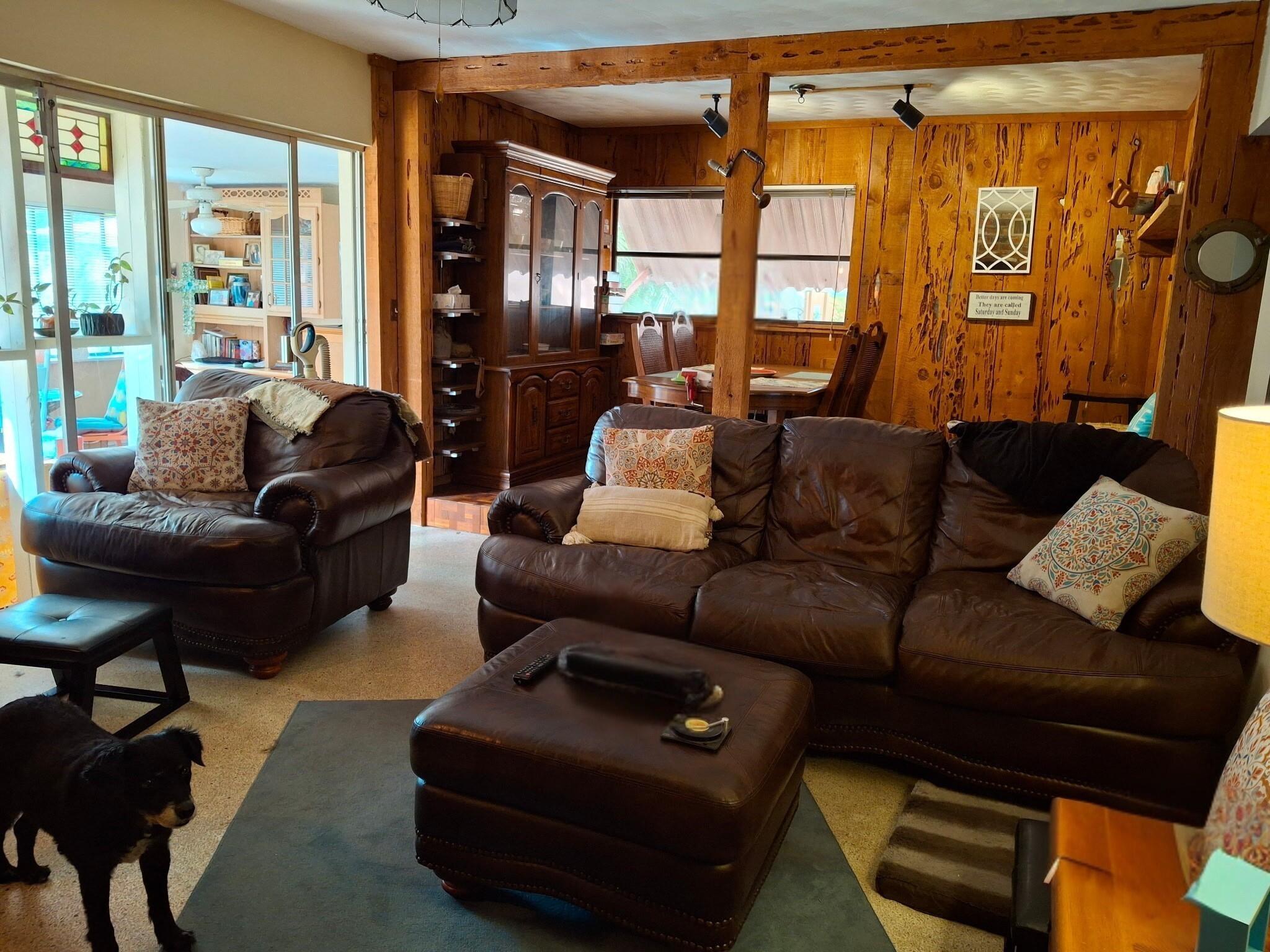 4820 SW 11th Street, Plantation, FL, 33317/$489,000 4 4820 SW 11th Street