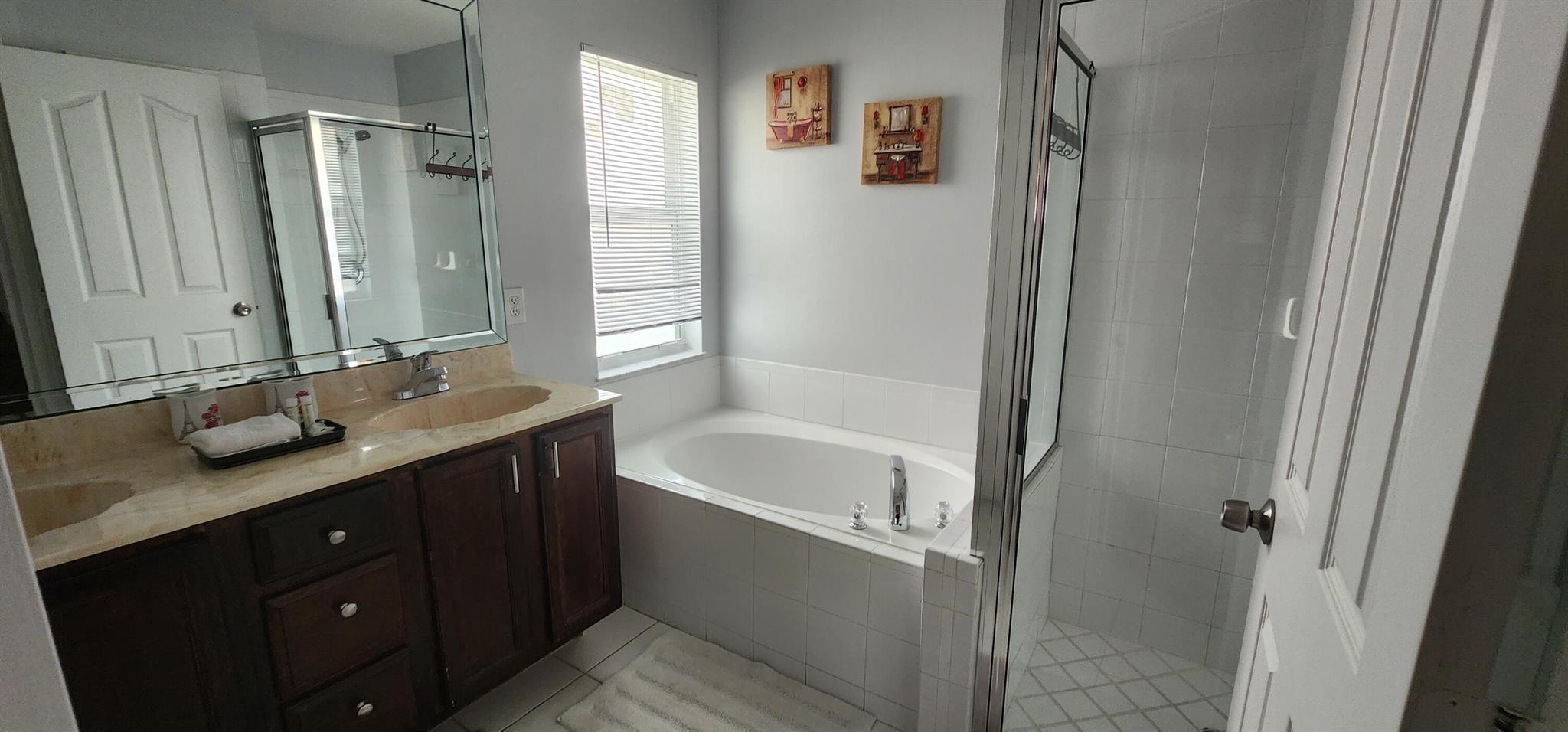 961 SW Dalton Avenue, Port St Lucie, FL, 34953/$459,000 4 961 SW Dalton Avenue