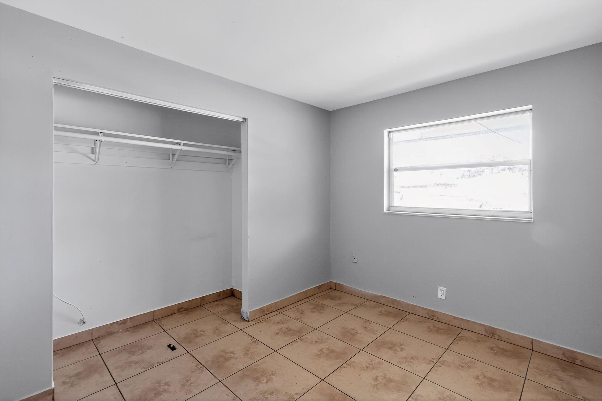 FLAIR SUB NO SEVEN - Residential Lease