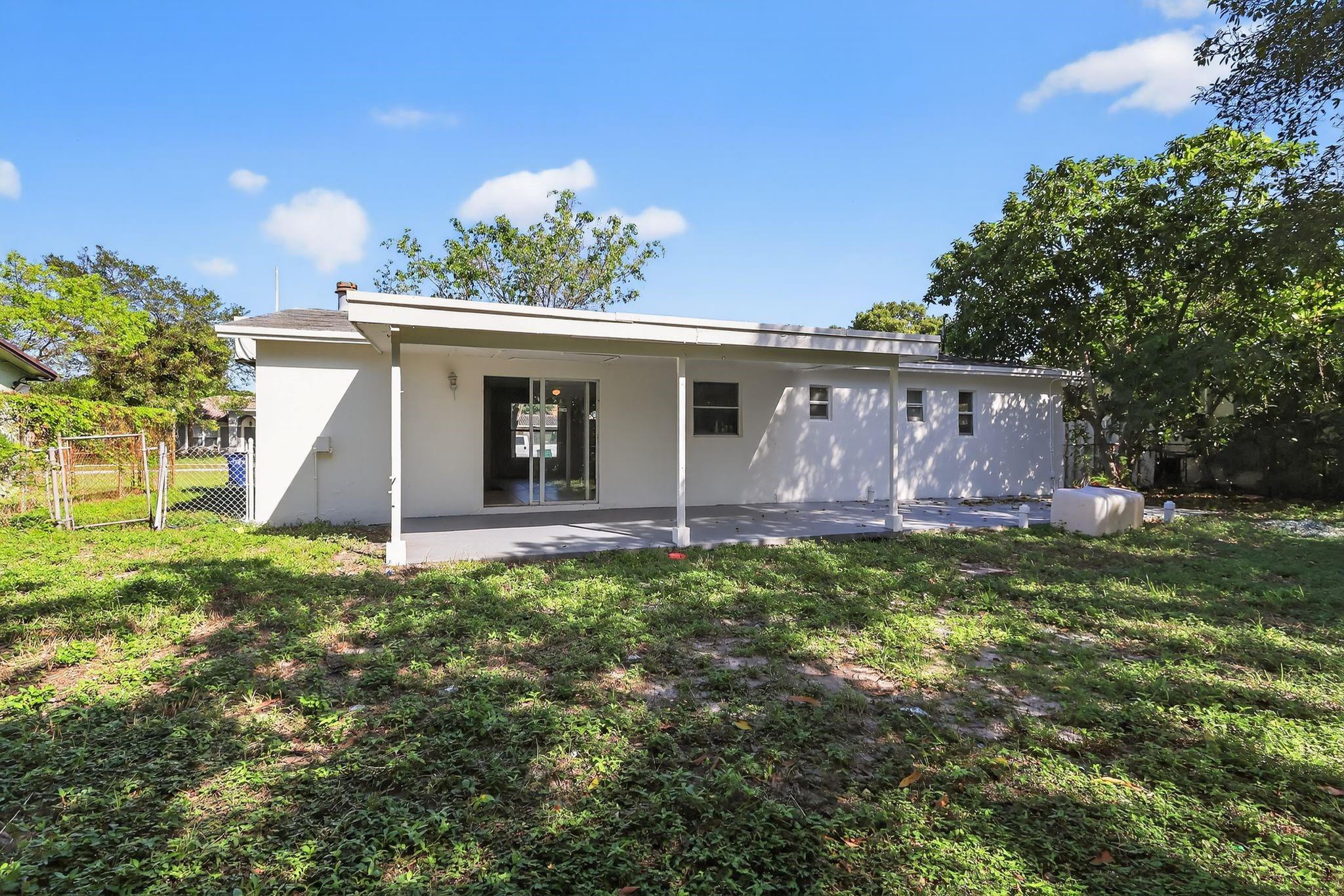 FLAIR SUB NO SEVEN - Residential Lease