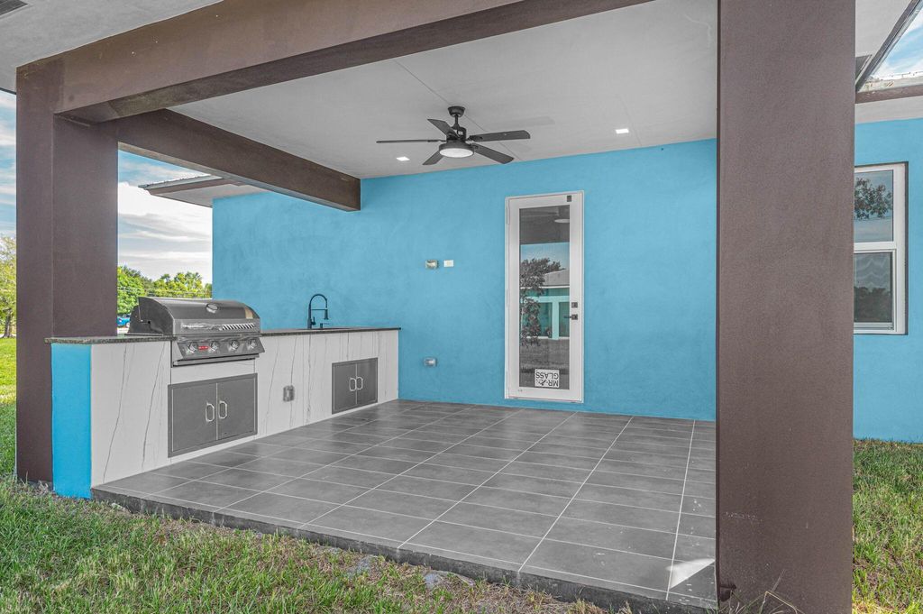 Photo of 352 Melton Drive, Fort Pierce, FL 34982 (MLS # R10871052)