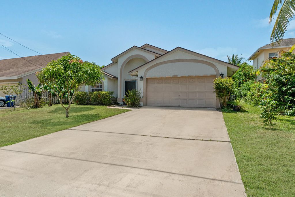 Photo of 6242 Barbara Street, Jupiter, FL 33458 (MLS # R11128821)