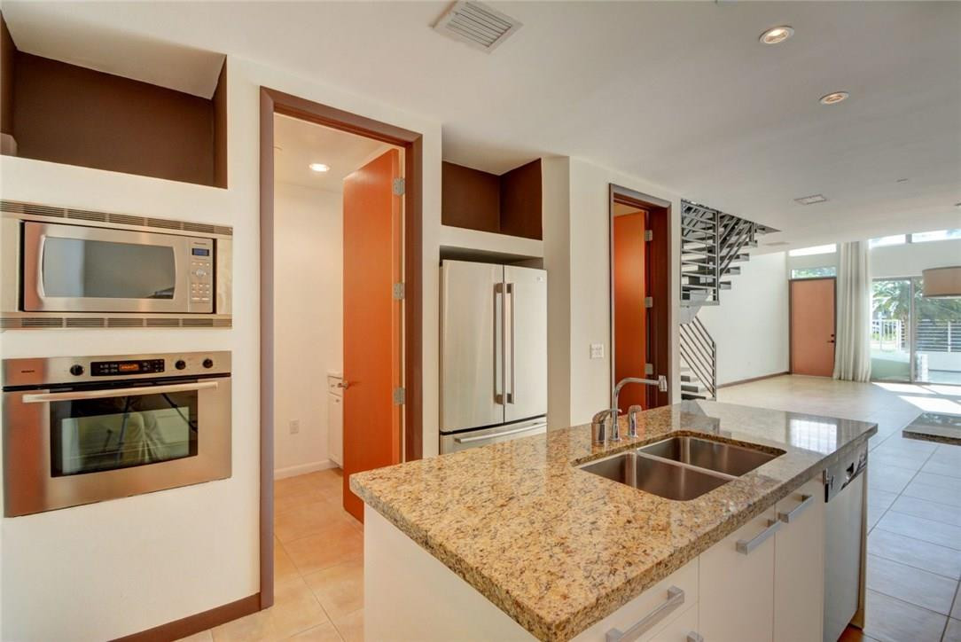 Atelier Townhomes - Residential