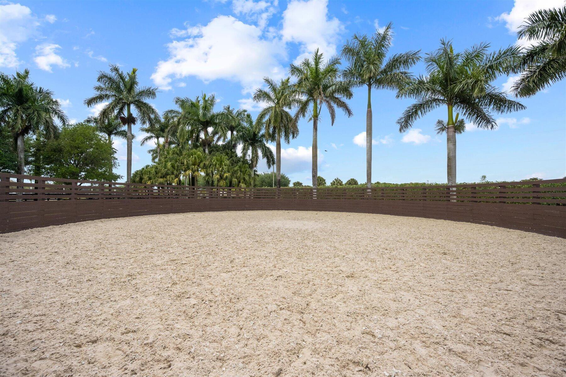 PALM BEACH POINT EAST - Residential