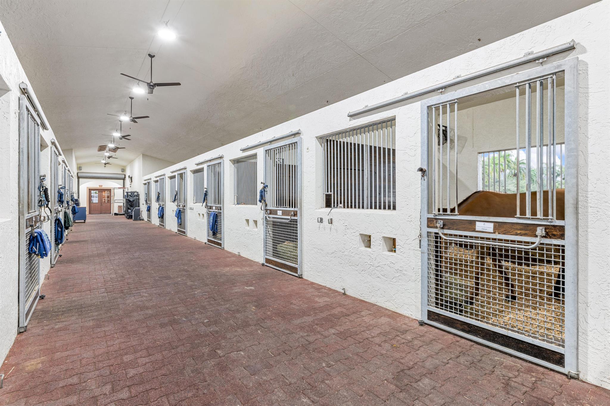 PALM BEACH POINT EAST - Residential