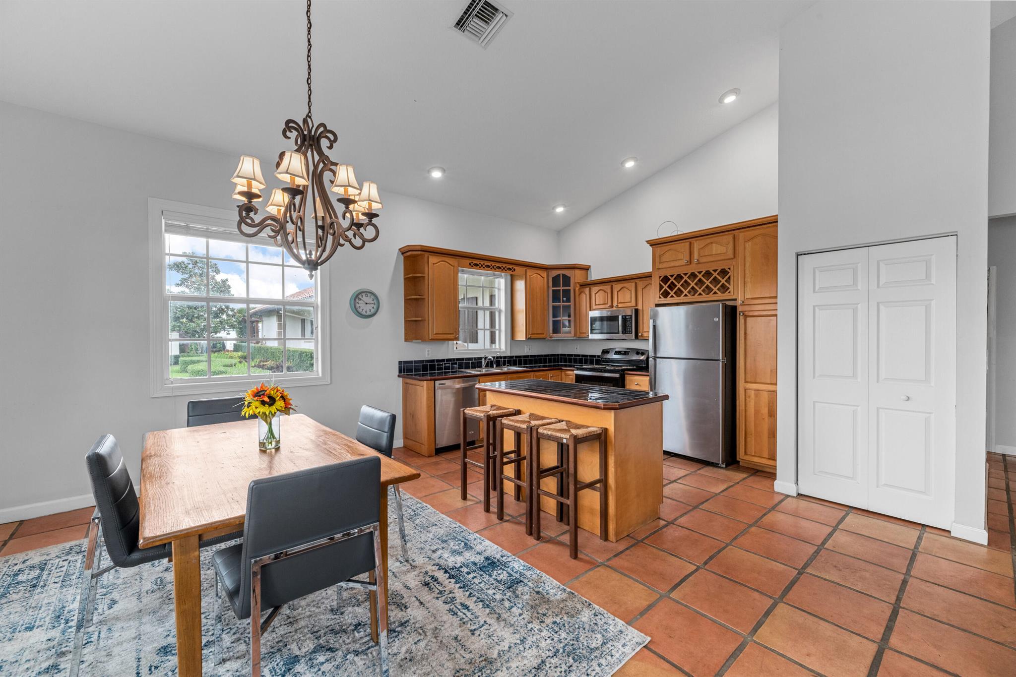 PALM BEACH POINT EAST - Residential