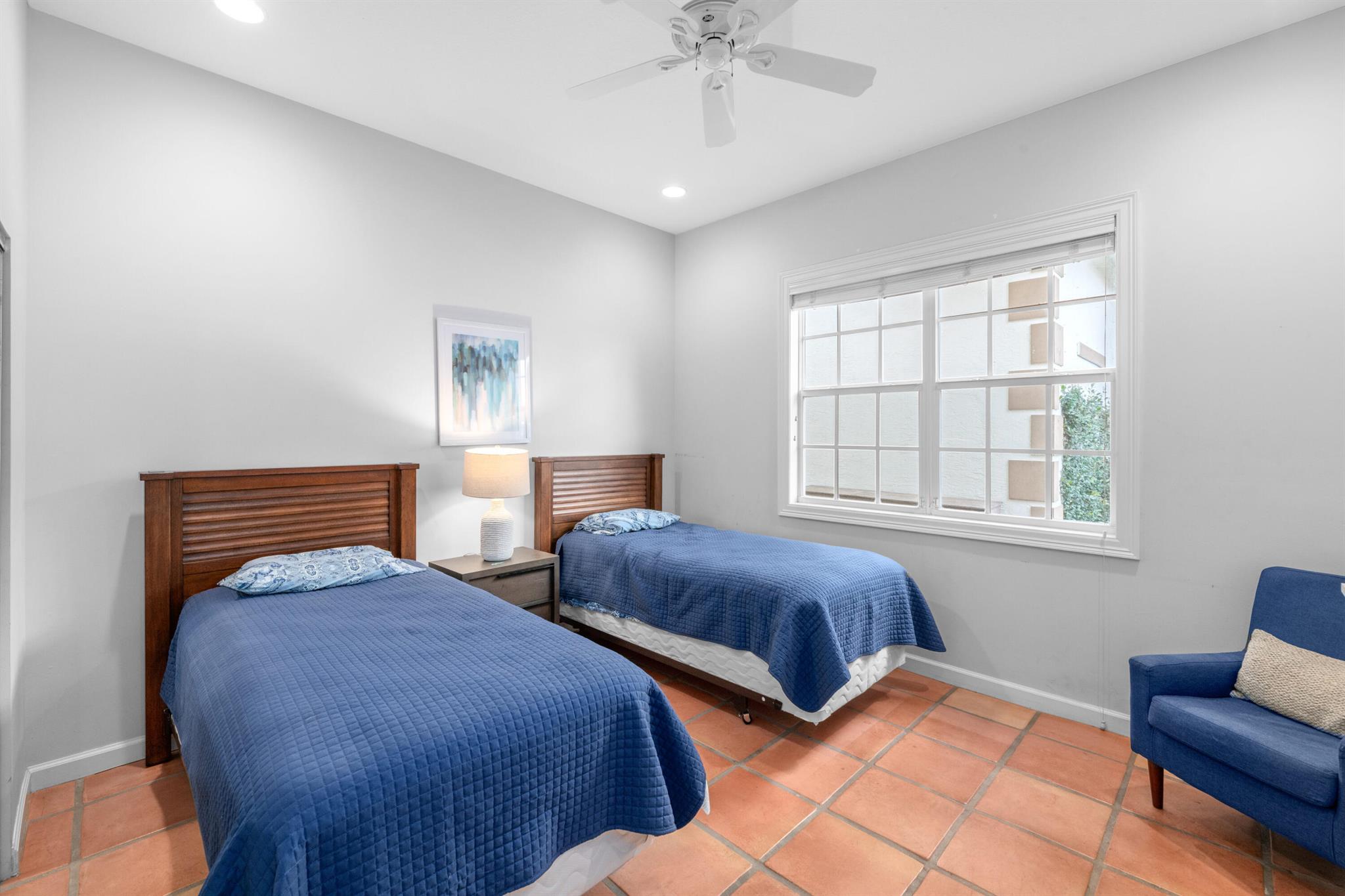 PALM BEACH POINT EAST - Residential