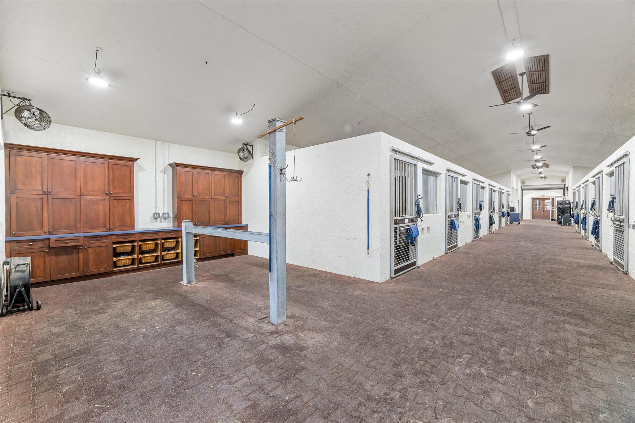 PALM BEACH POINT EAST - Residential