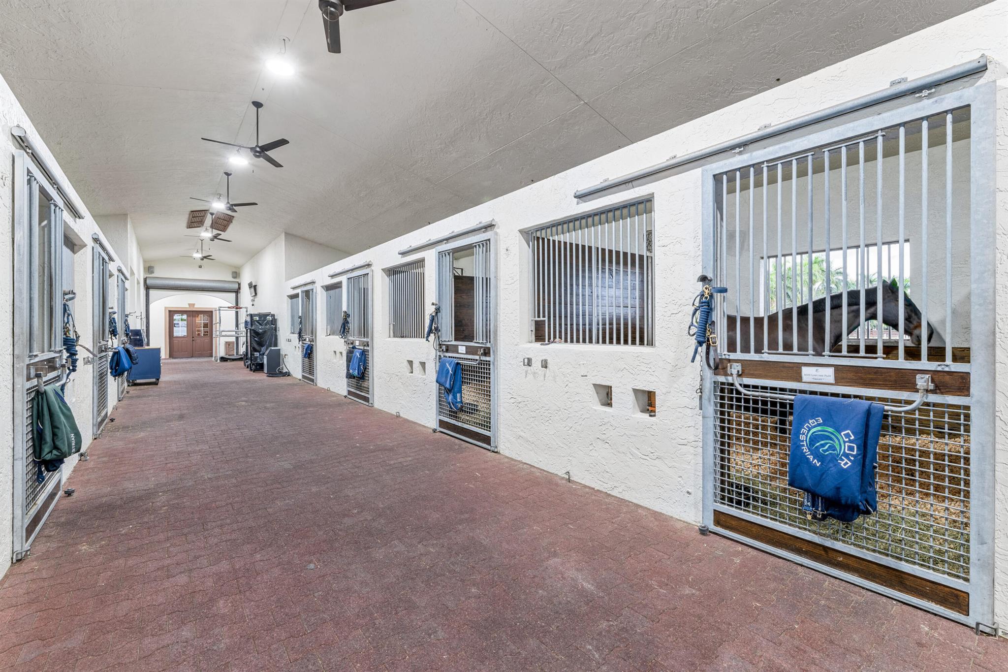 PALM BEACH POINT EAST - Residential