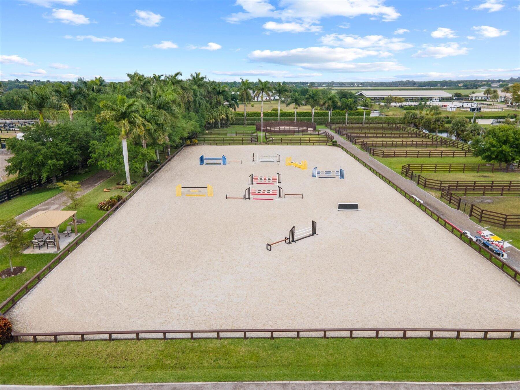 PALM BEACH POINT EAST - Residential