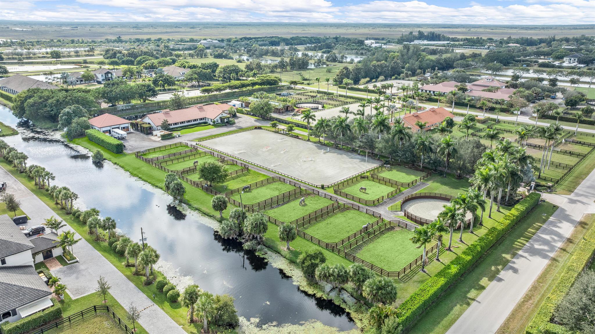 PALM BEACH POINT EAST - Residential