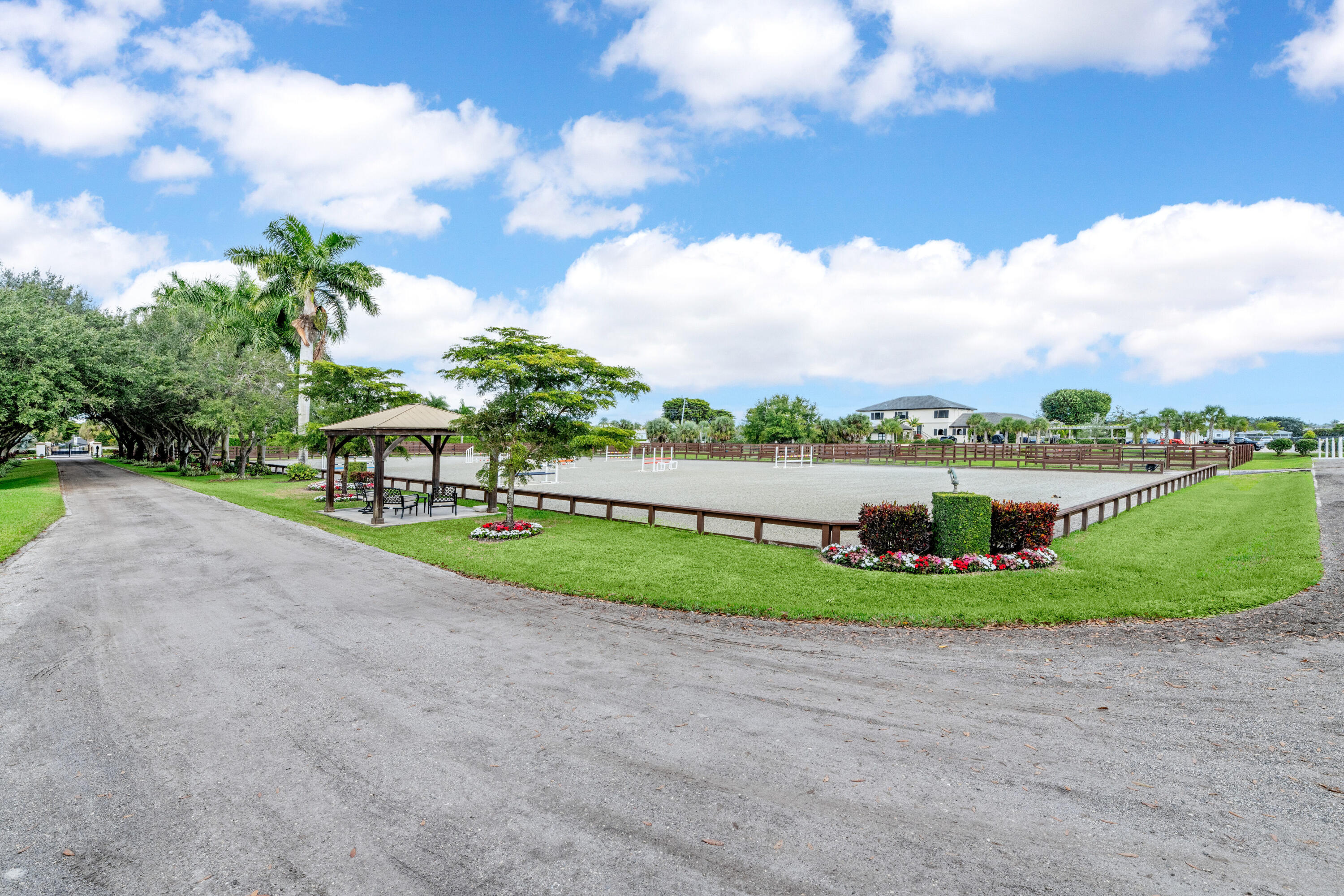 PALM BEACH POINT EAST - Residential