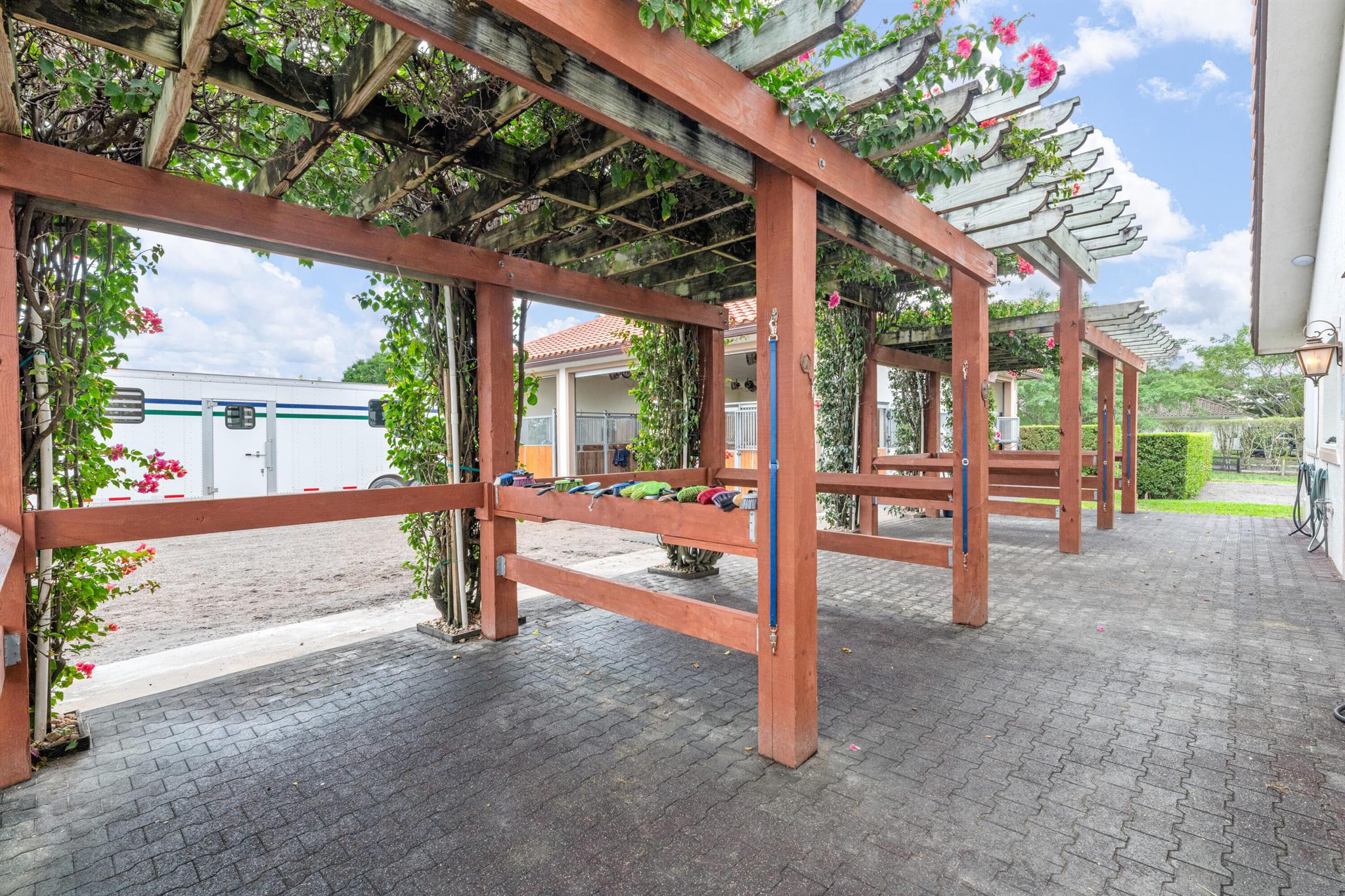 PALM BEACH POINT EAST - Residential