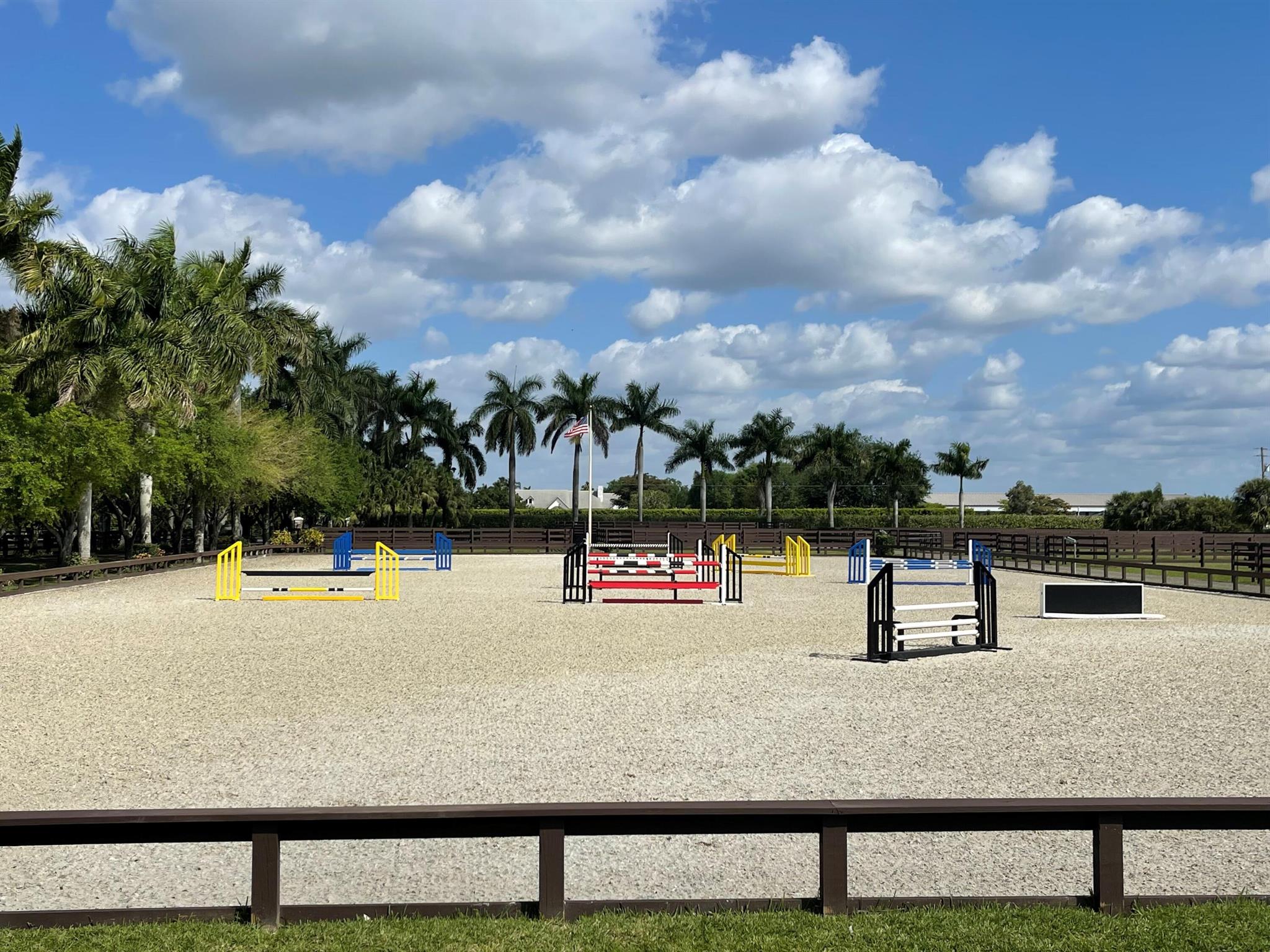 PALM BEACH POINT EAST - Residential