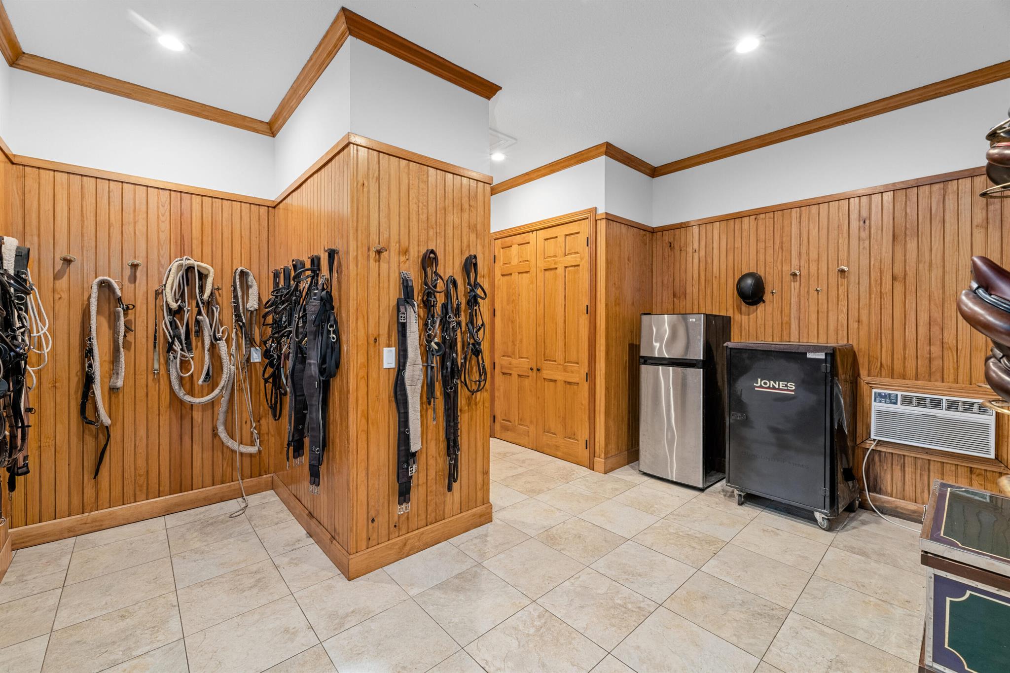 PALM BEACH POINT EAST - Residential