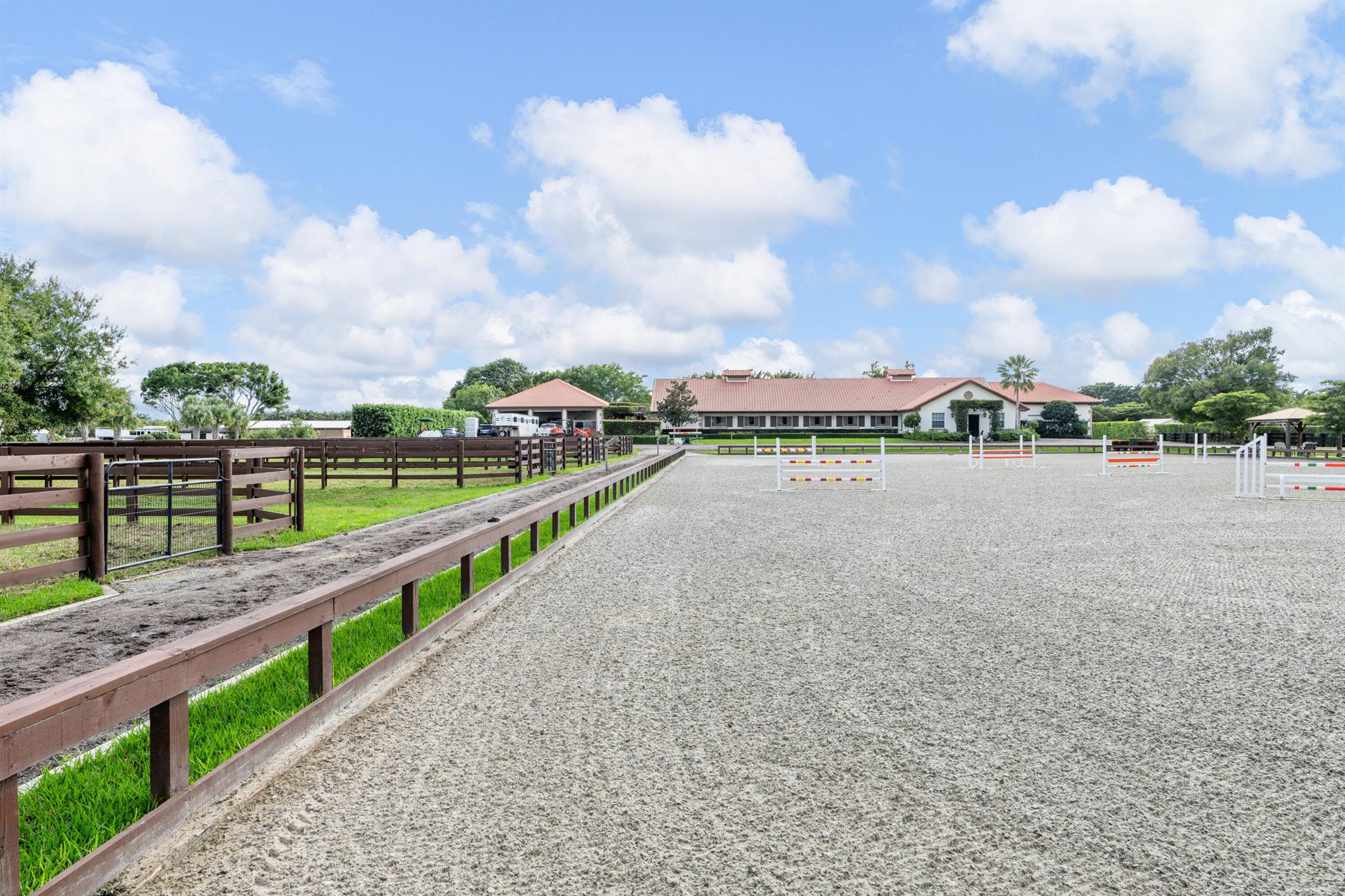 PALM BEACH POINT EAST - Residential