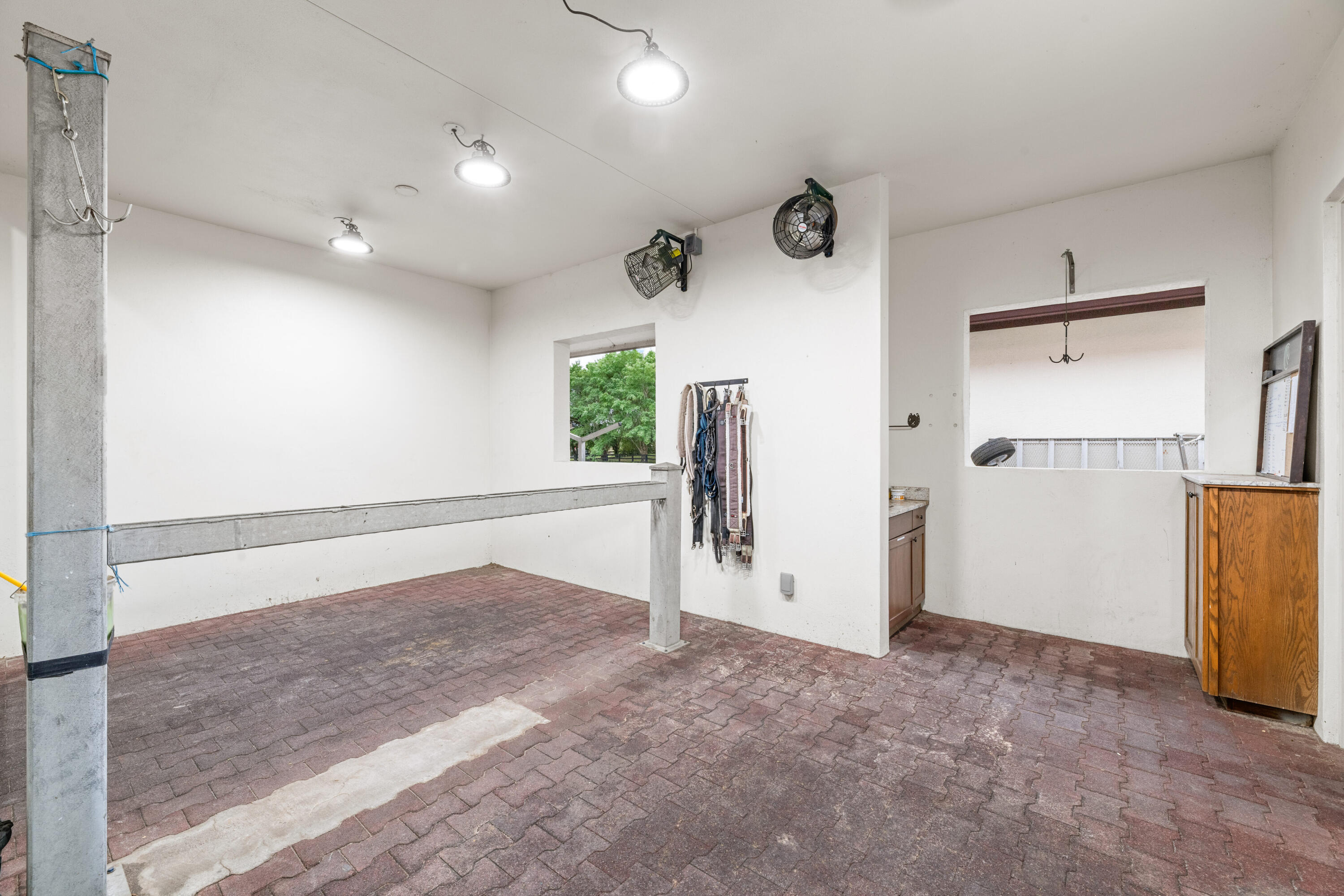 PALM BEACH POINT EAST - Residential