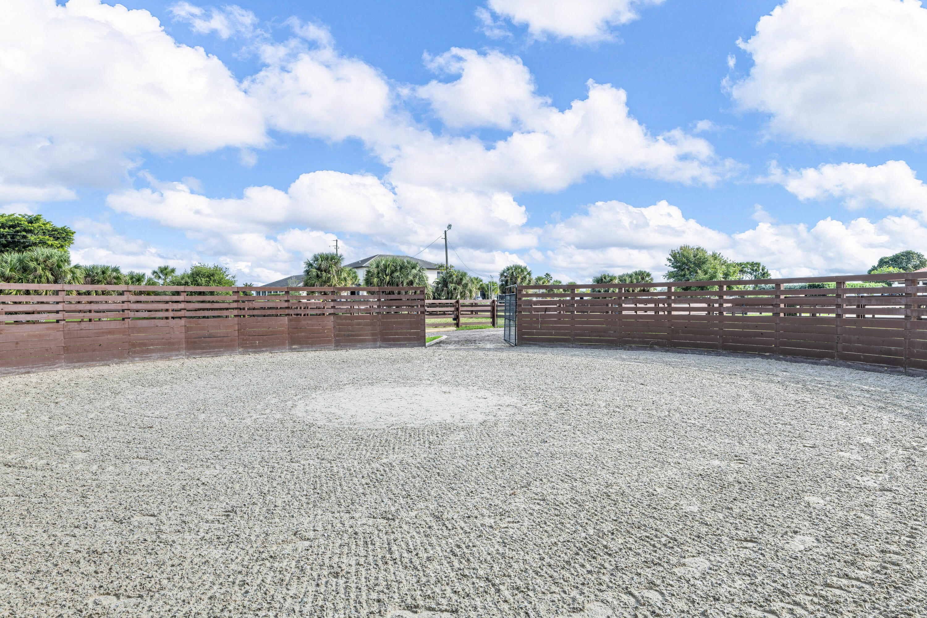 PALM BEACH POINT EAST - Residential