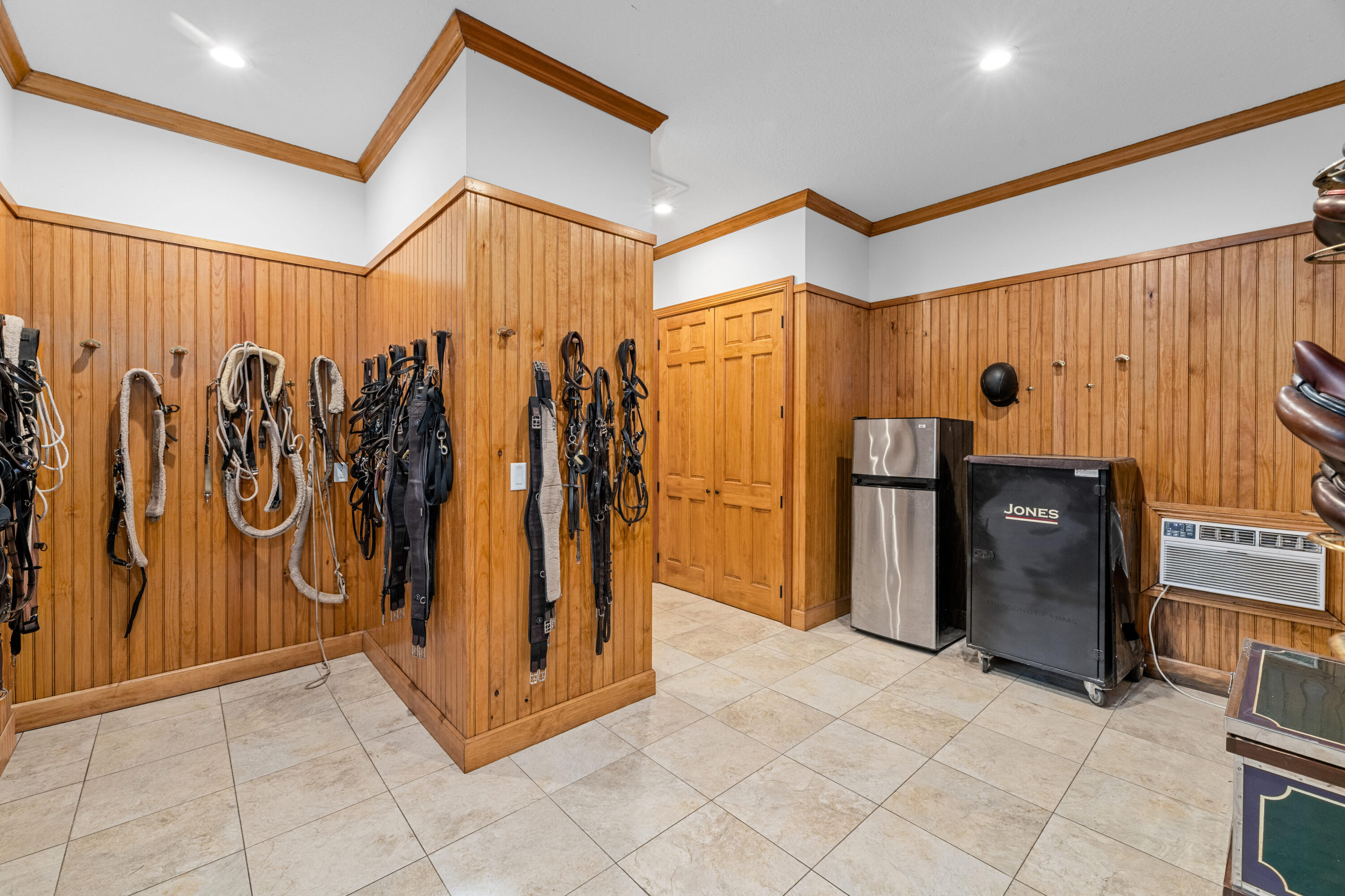 PALM BEACH POINT EAST - Residential