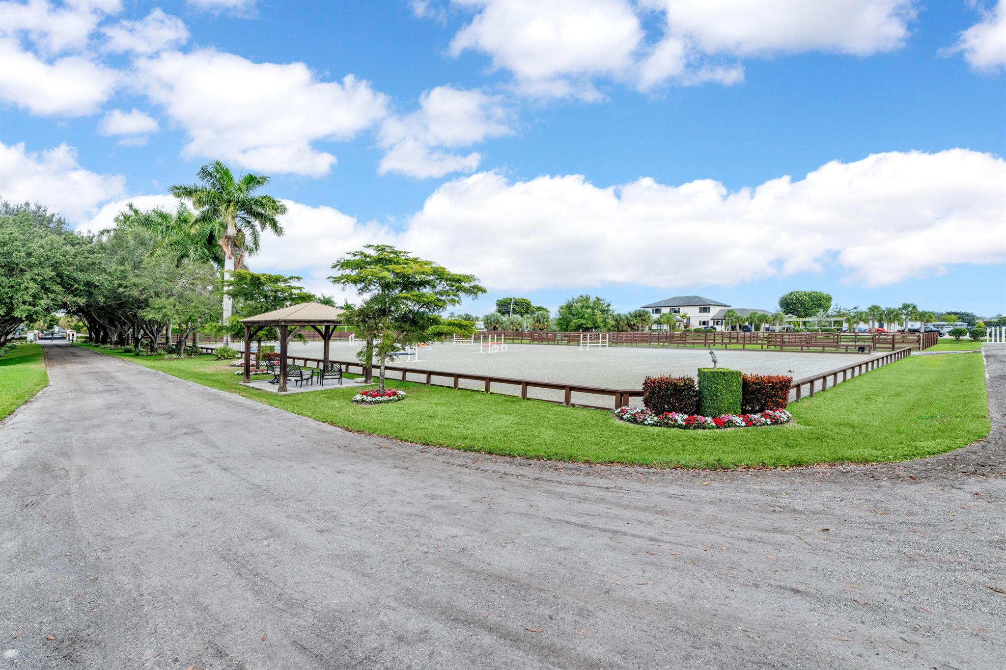 PALM BEACH POINT EAST - Residential