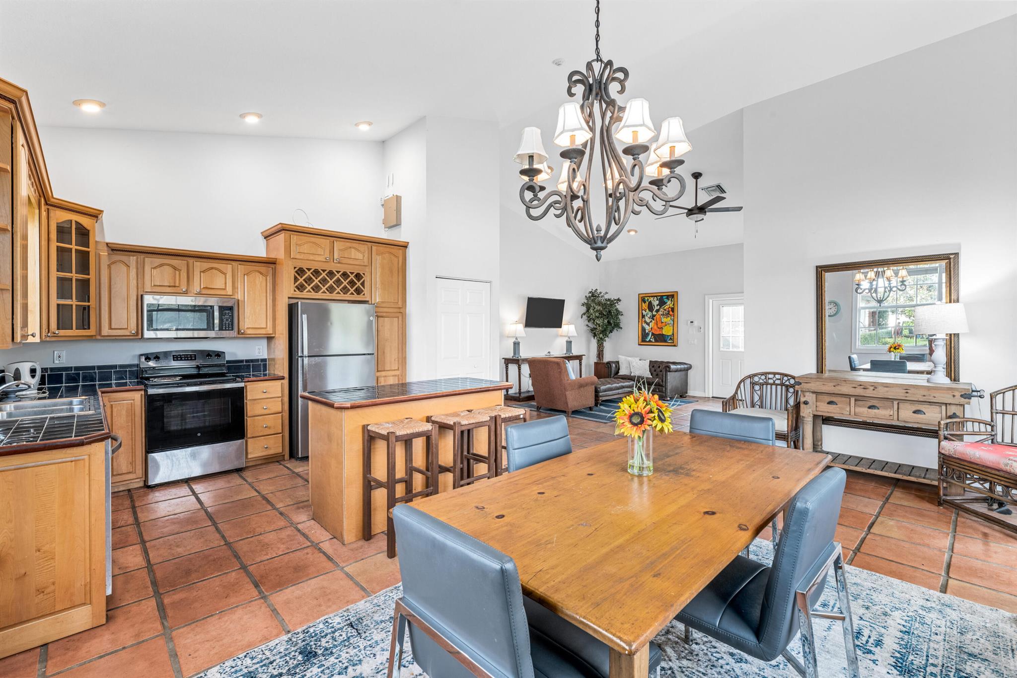 PALM BEACH POINT EAST - Residential