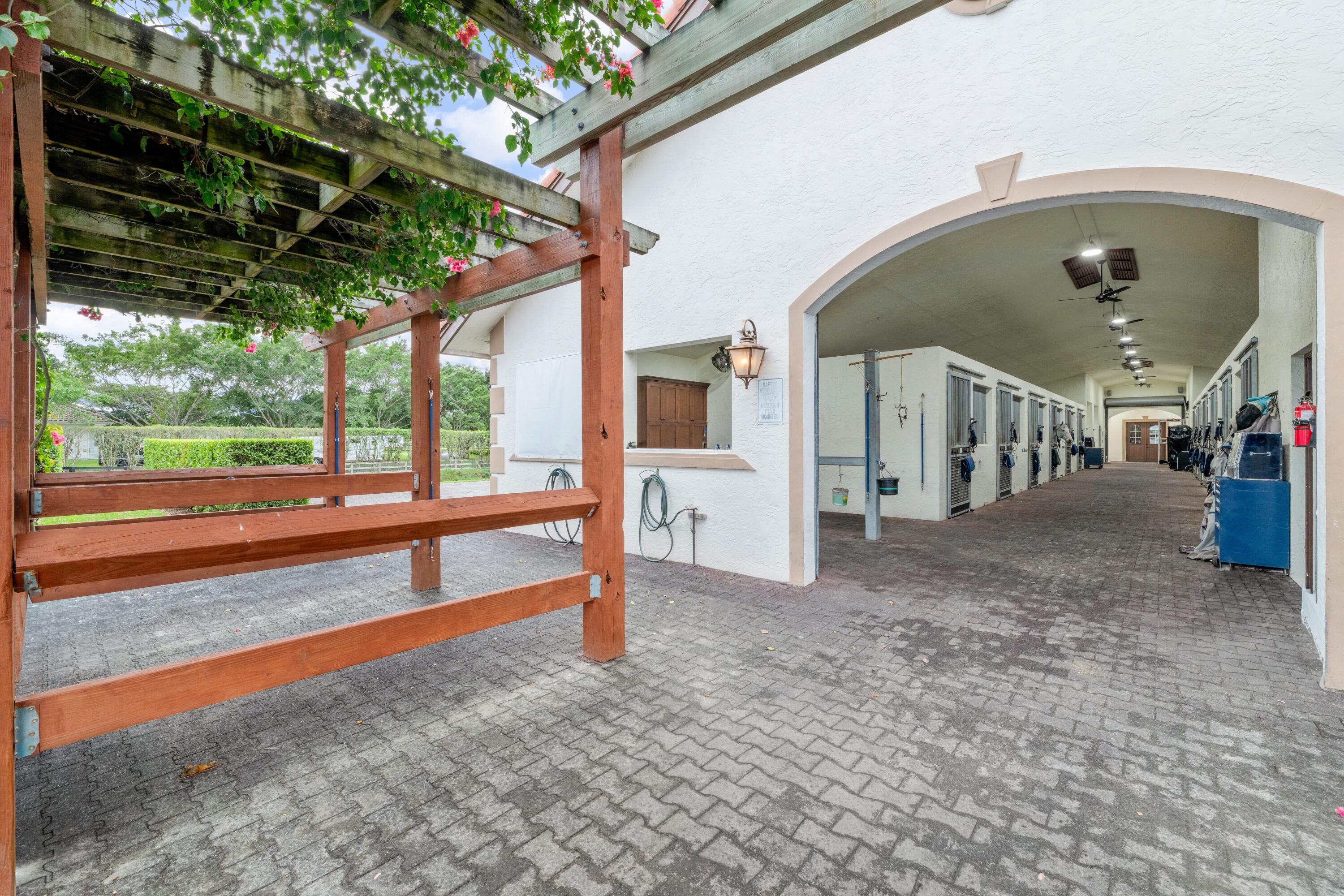 PALM BEACH POINT EAST - Residential