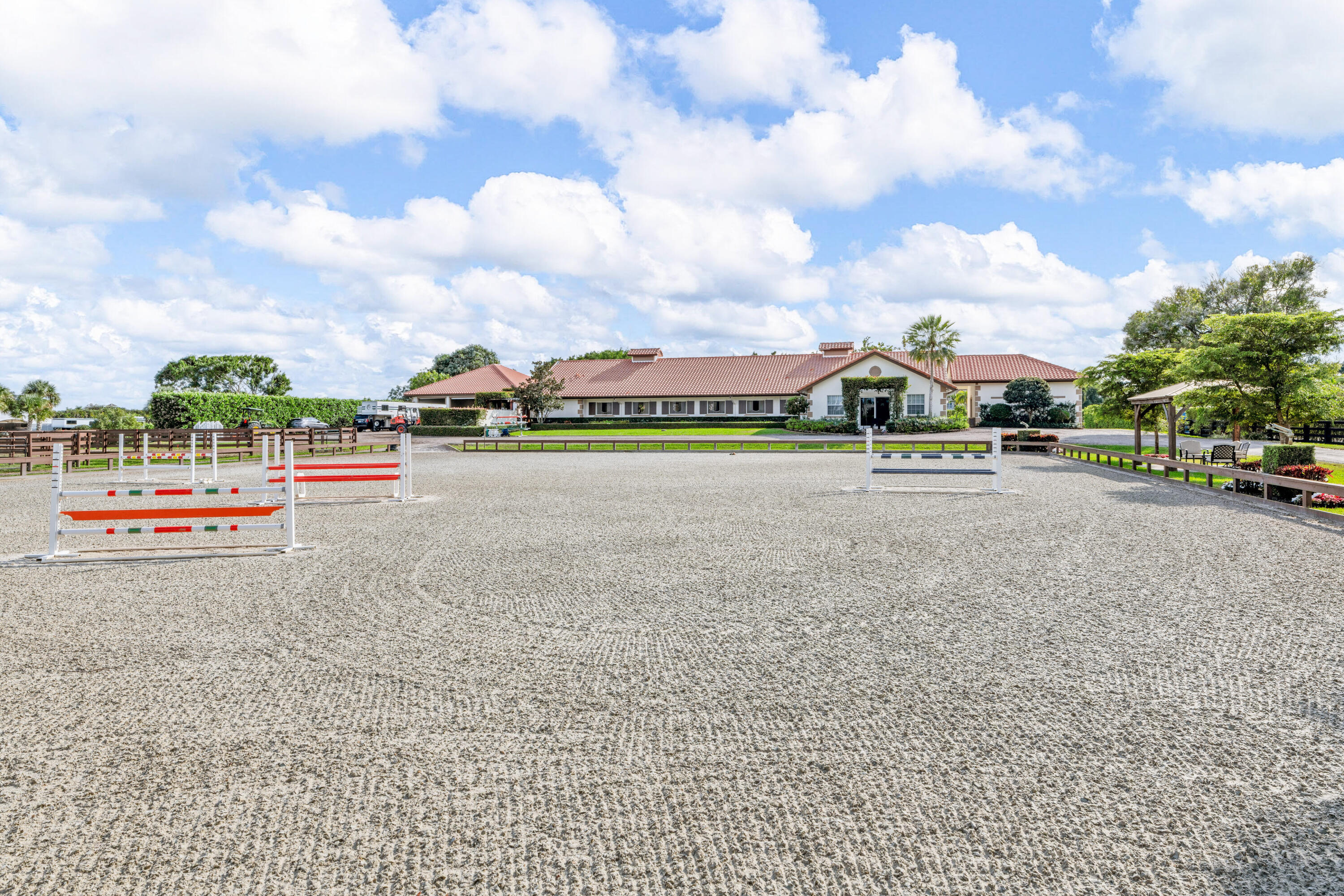 PALM BEACH POINT EAST - Residential