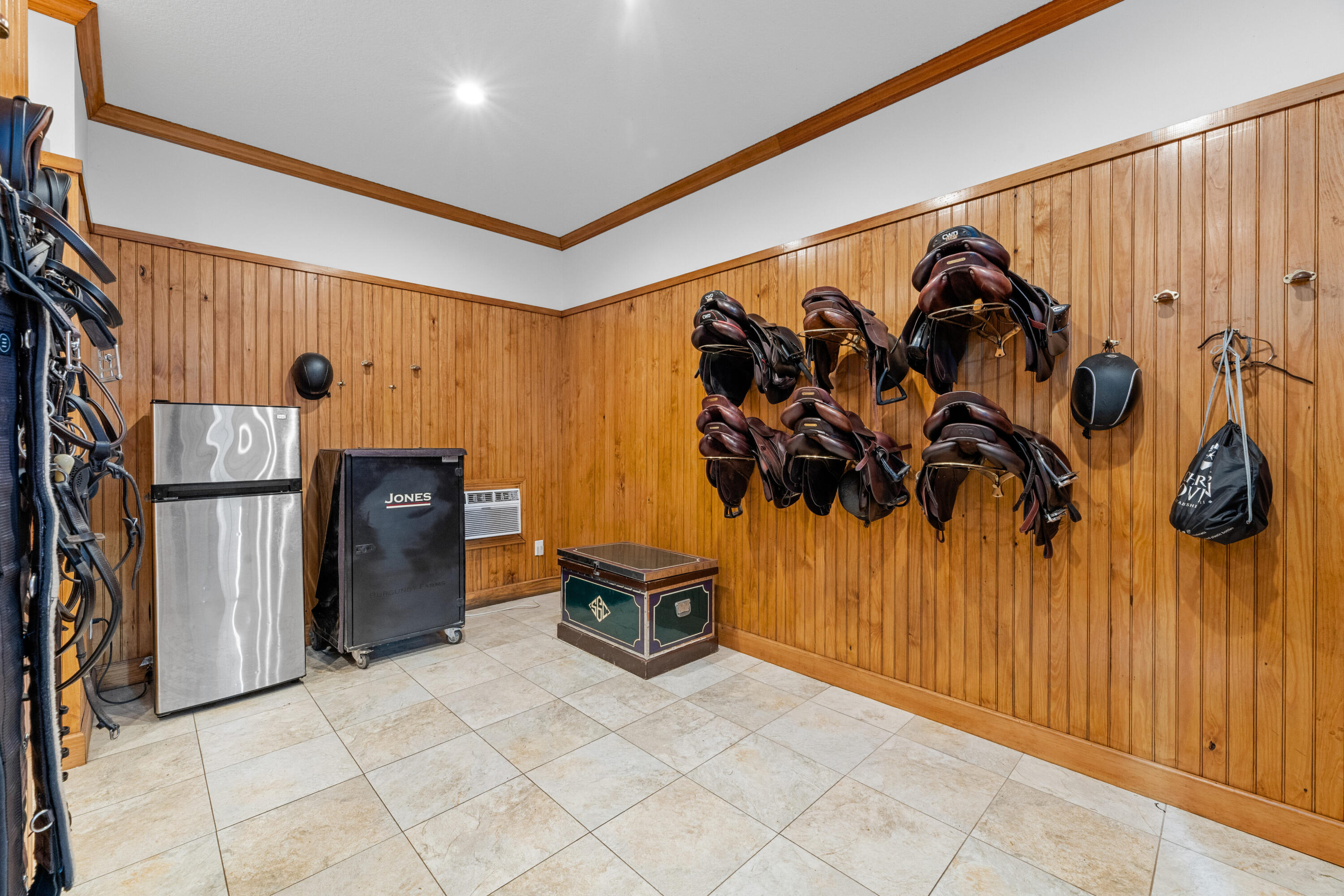 PALM BEACH POINT EAST - Residential