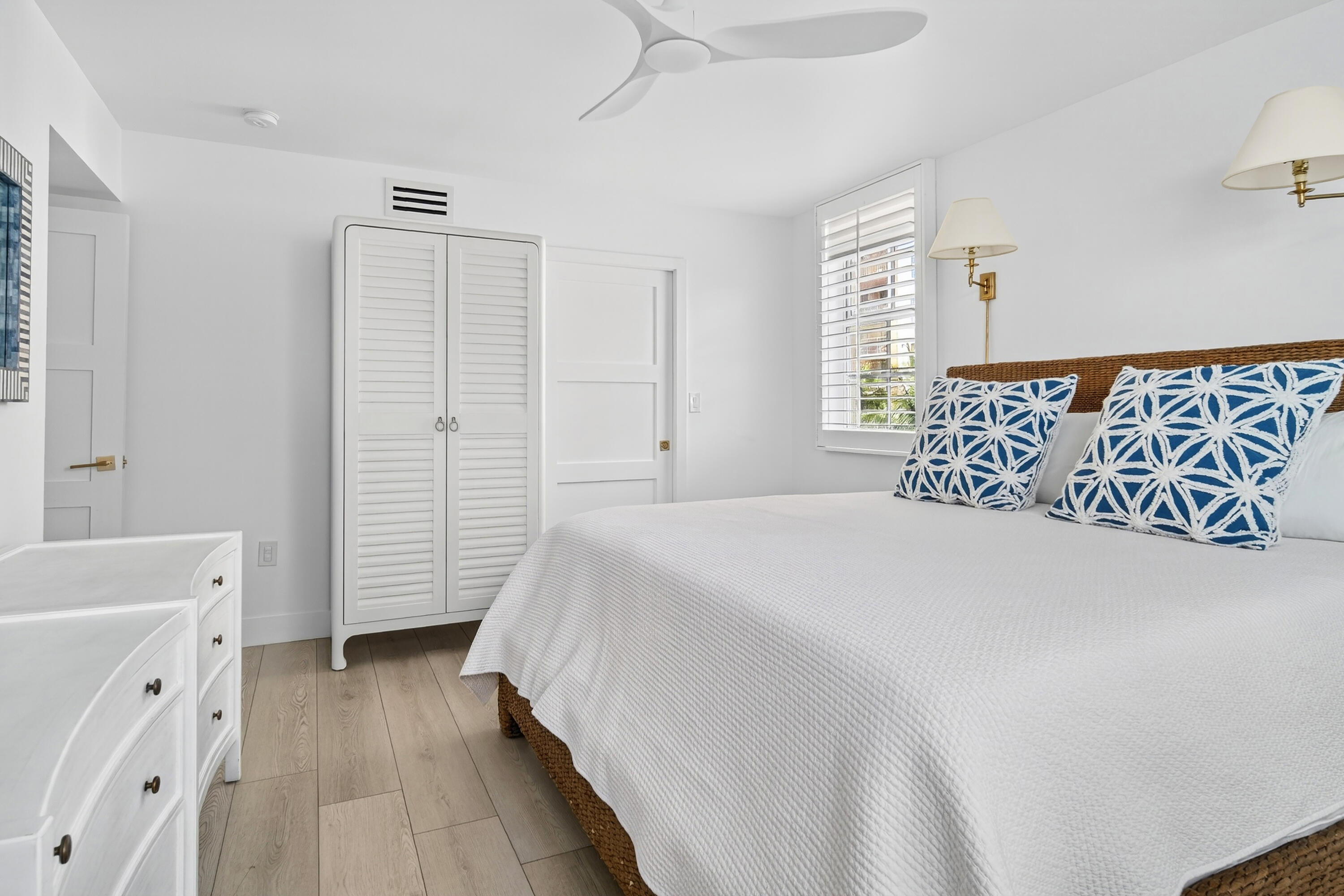 FLAGLER POINTE CONDO - Residential