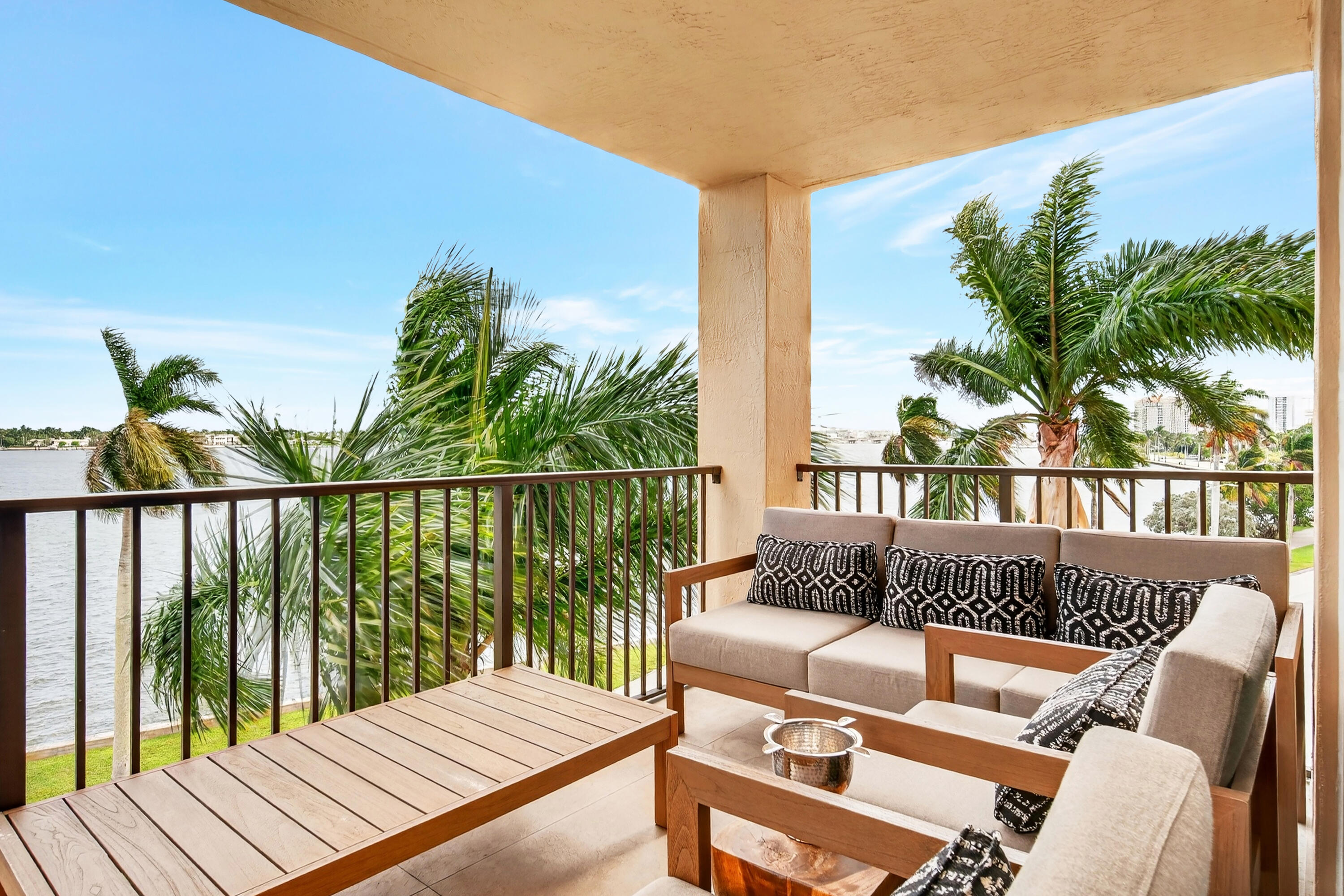 FLAGLER POINTE CONDO - Residential