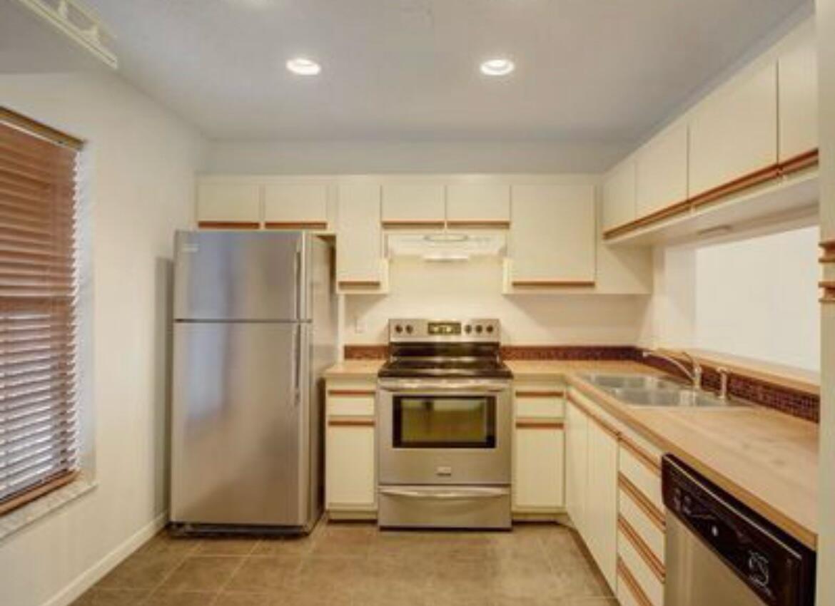 2584 NW 89th Drive 2584