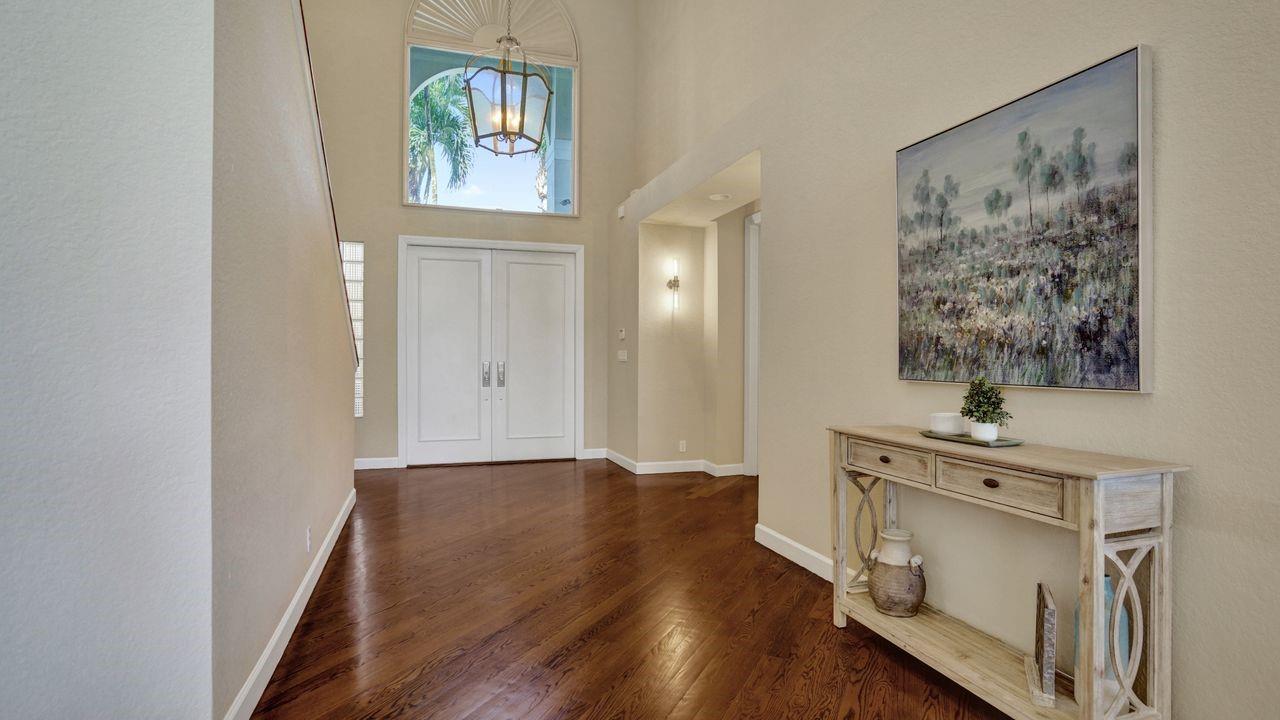 THE FAIRWAYS, WESTON HILLS - Residential