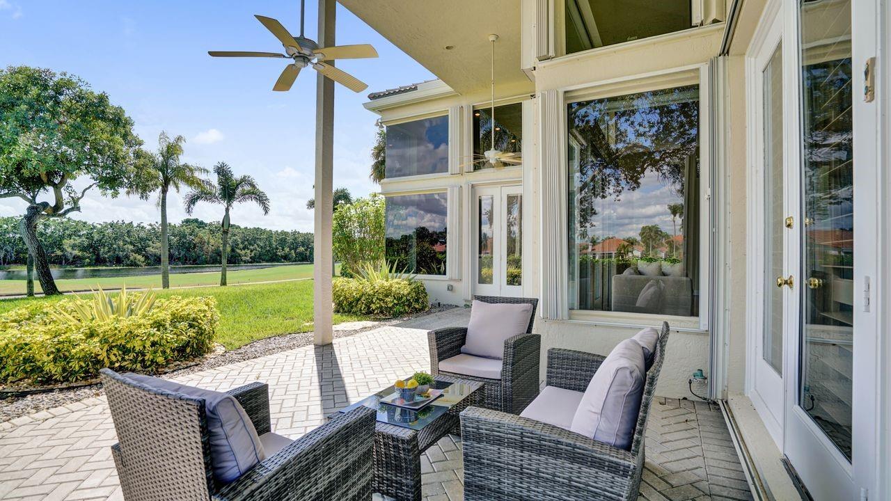 THE FAIRWAYS, WESTON HILLS - Residential