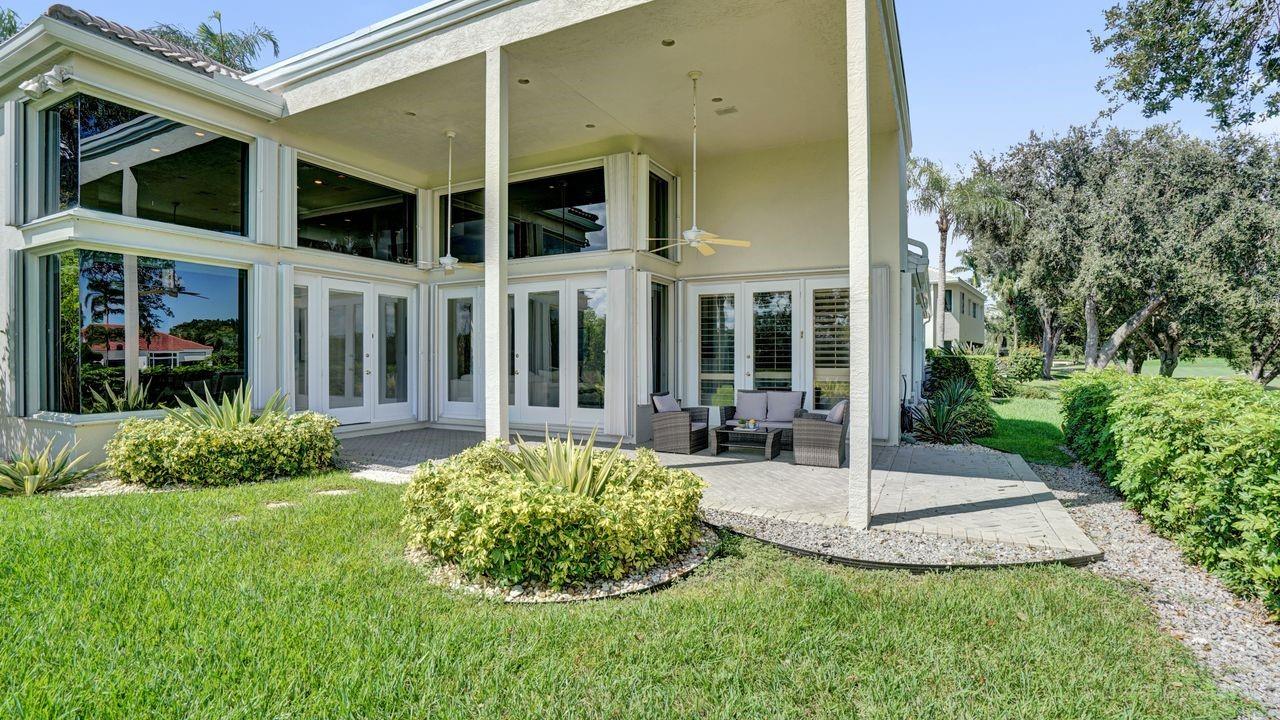 THE FAIRWAYS, WESTON HILLS - Residential