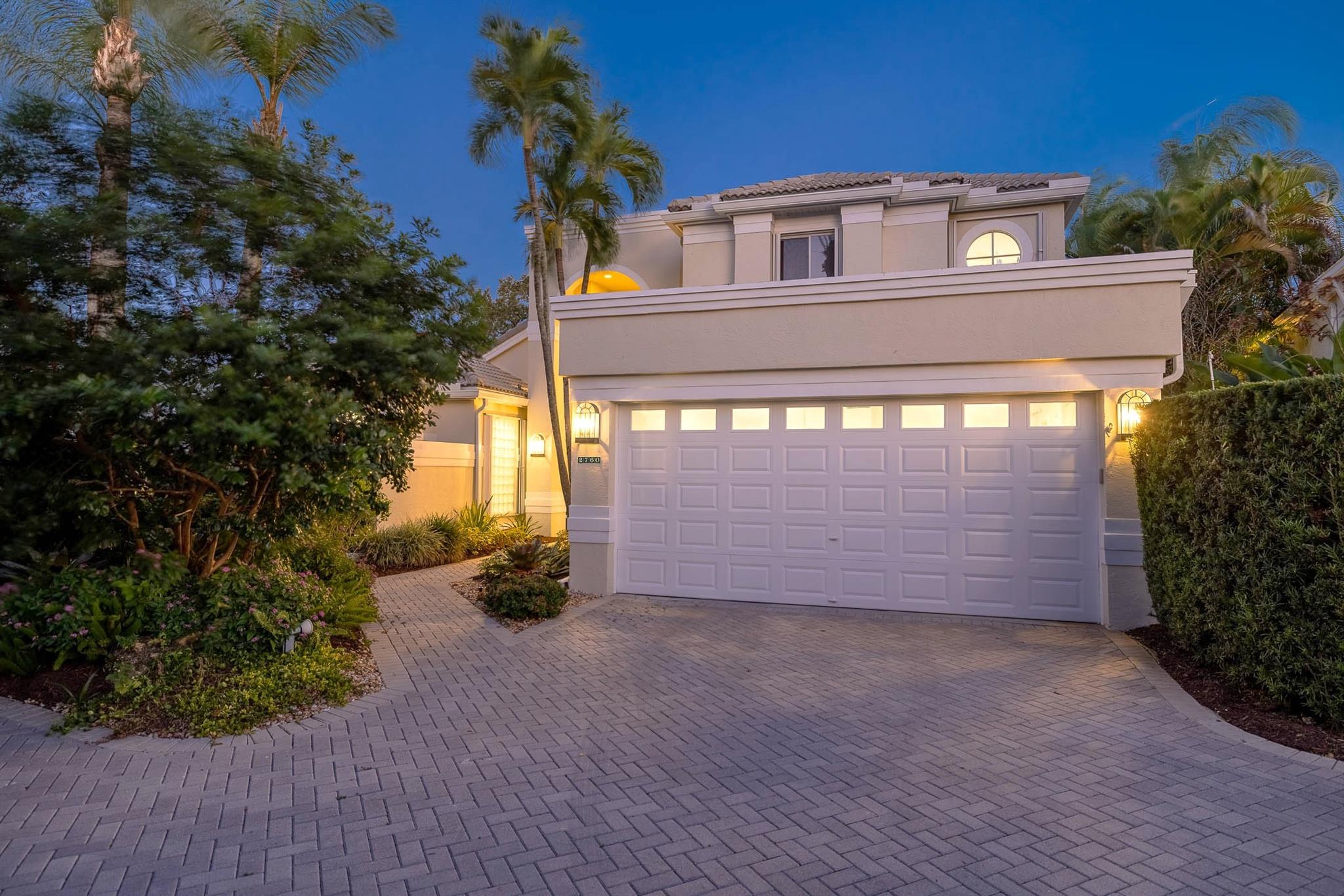 THE FAIRWAYS, WESTON HILLS - Residential