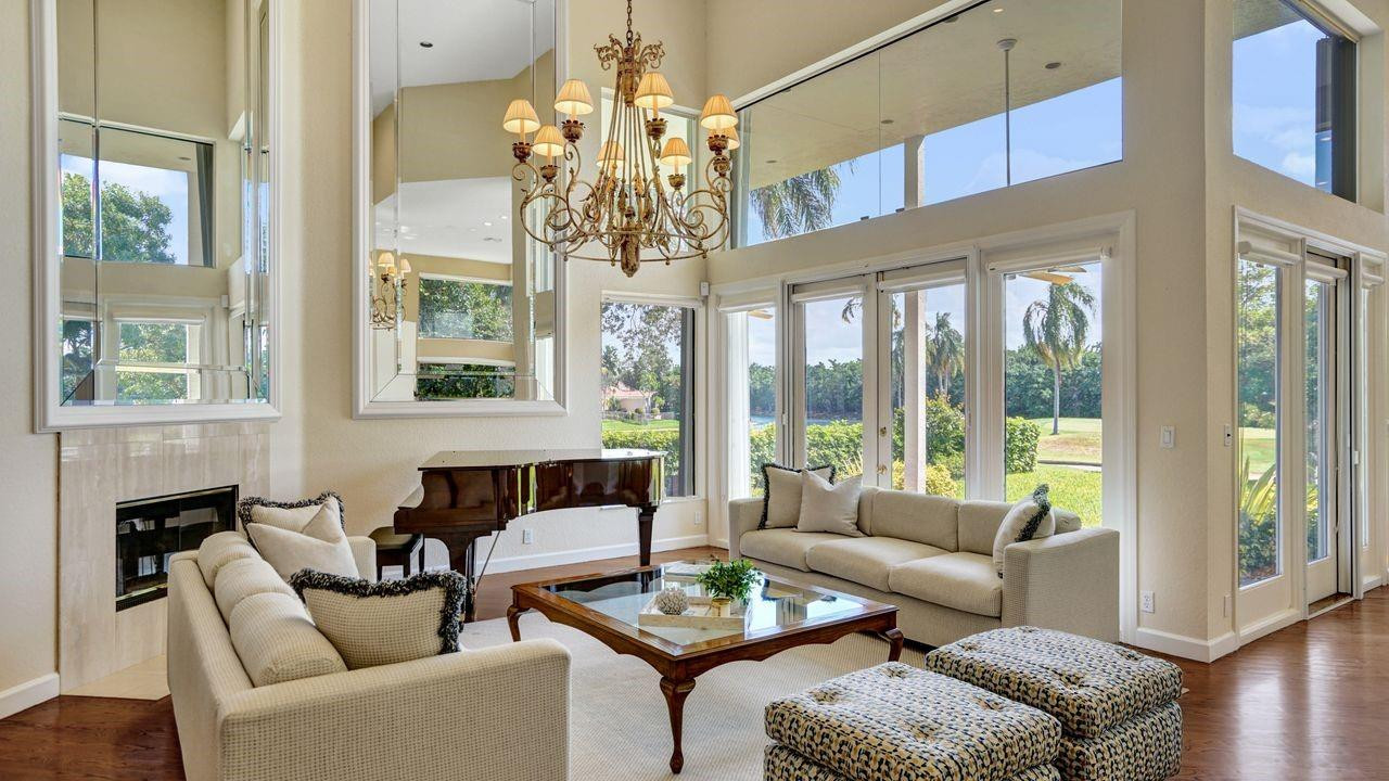 THE FAIRWAYS, WESTON HILLS - Residential