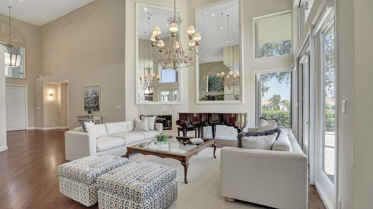 THE FAIRWAYS, WESTON HILLS - Residential