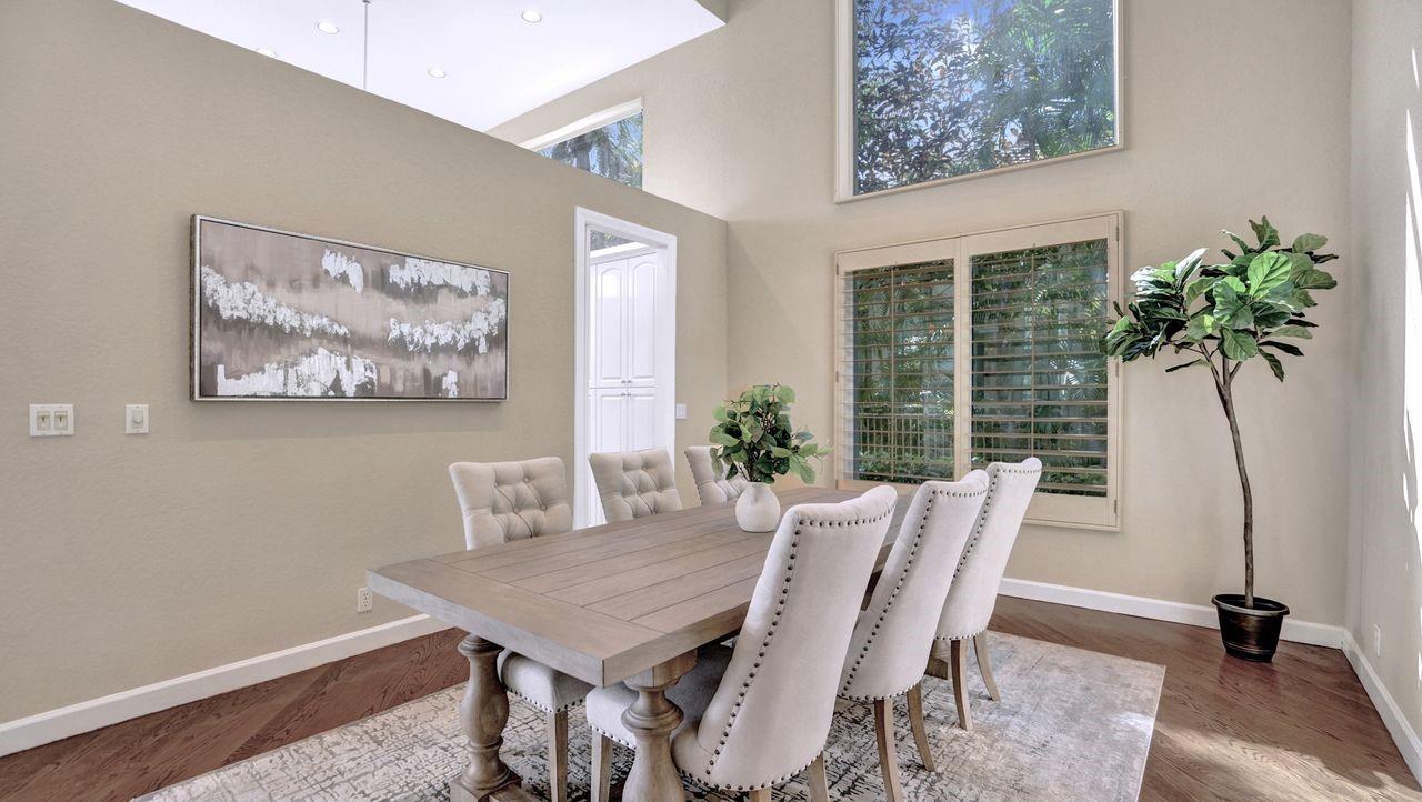 THE FAIRWAYS, WESTON HILLS - Residential