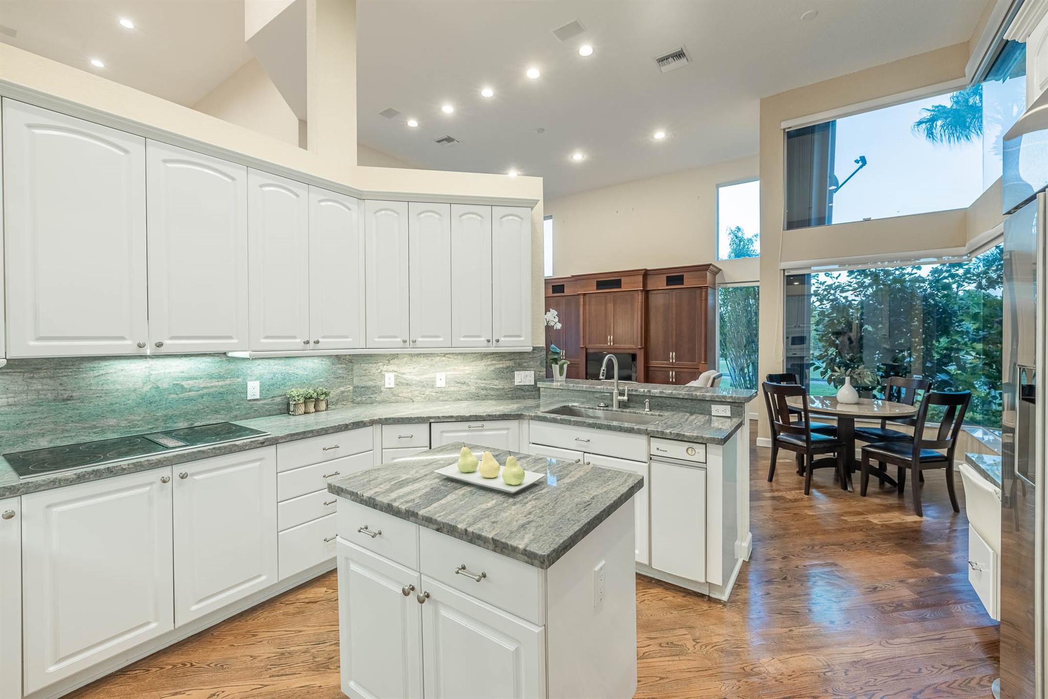 THE FAIRWAYS, WESTON HILLS - Residential