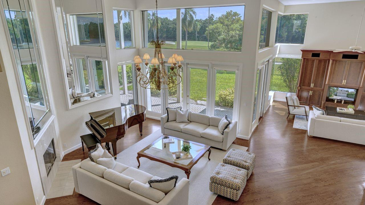 THE FAIRWAYS, WESTON HILLS - Residential