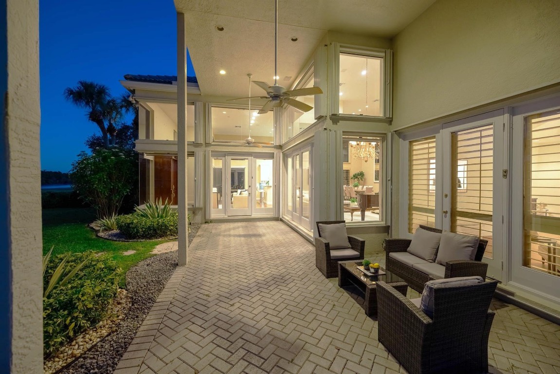 THE FAIRWAYS, WESTON HILLS - Residential