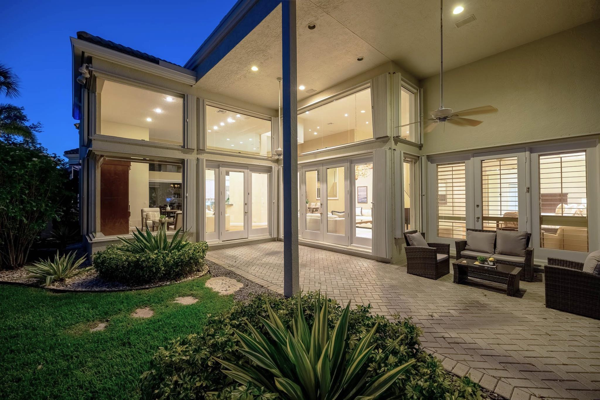 THE FAIRWAYS, WESTON HILLS - Residential