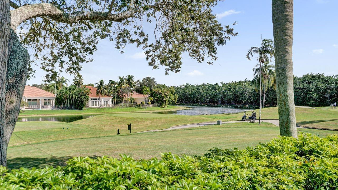 THE FAIRWAYS, WESTON HILLS - Residential