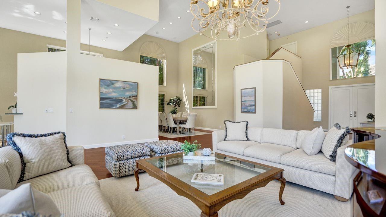 THE FAIRWAYS, WESTON HILLS - Residential