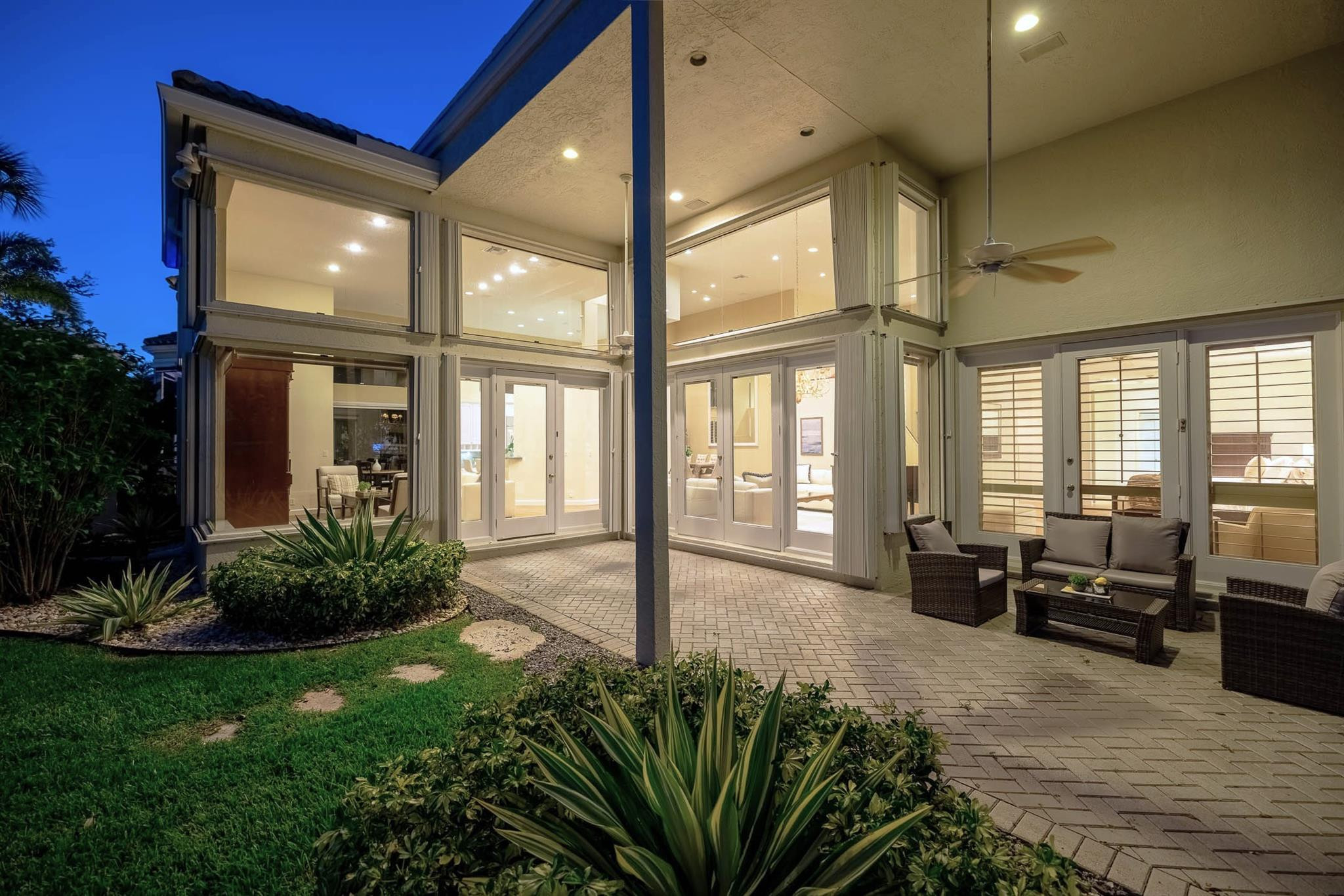 THE FAIRWAYS, WESTON HILLS - Residential