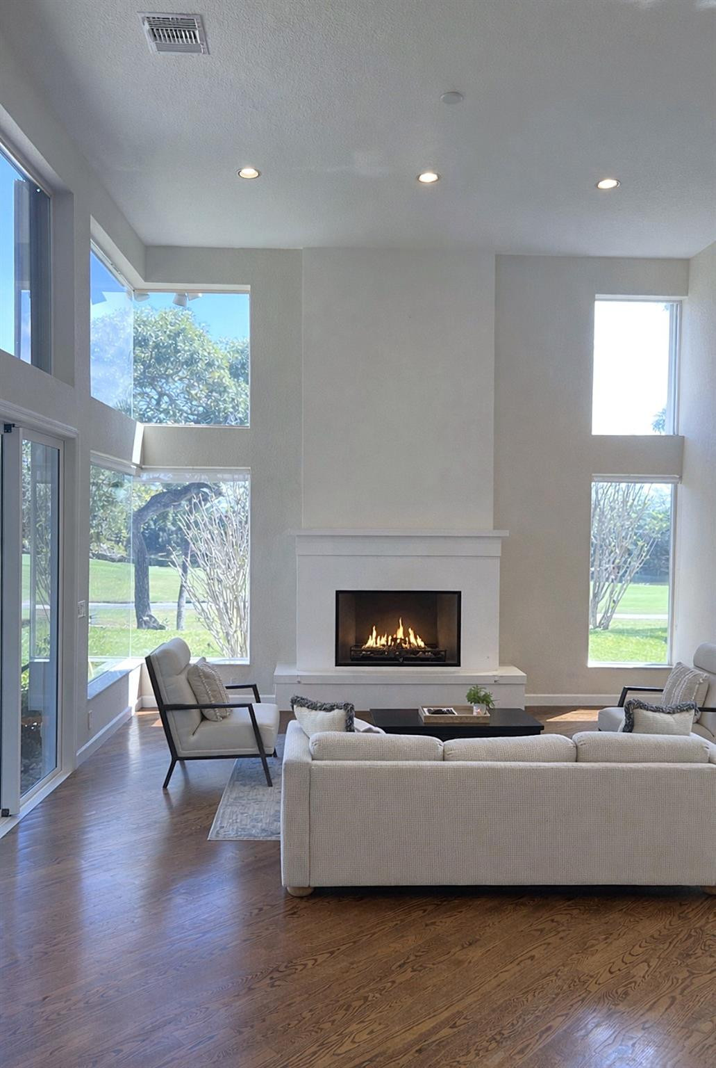 THE FAIRWAYS, WESTON HILLS - Residential